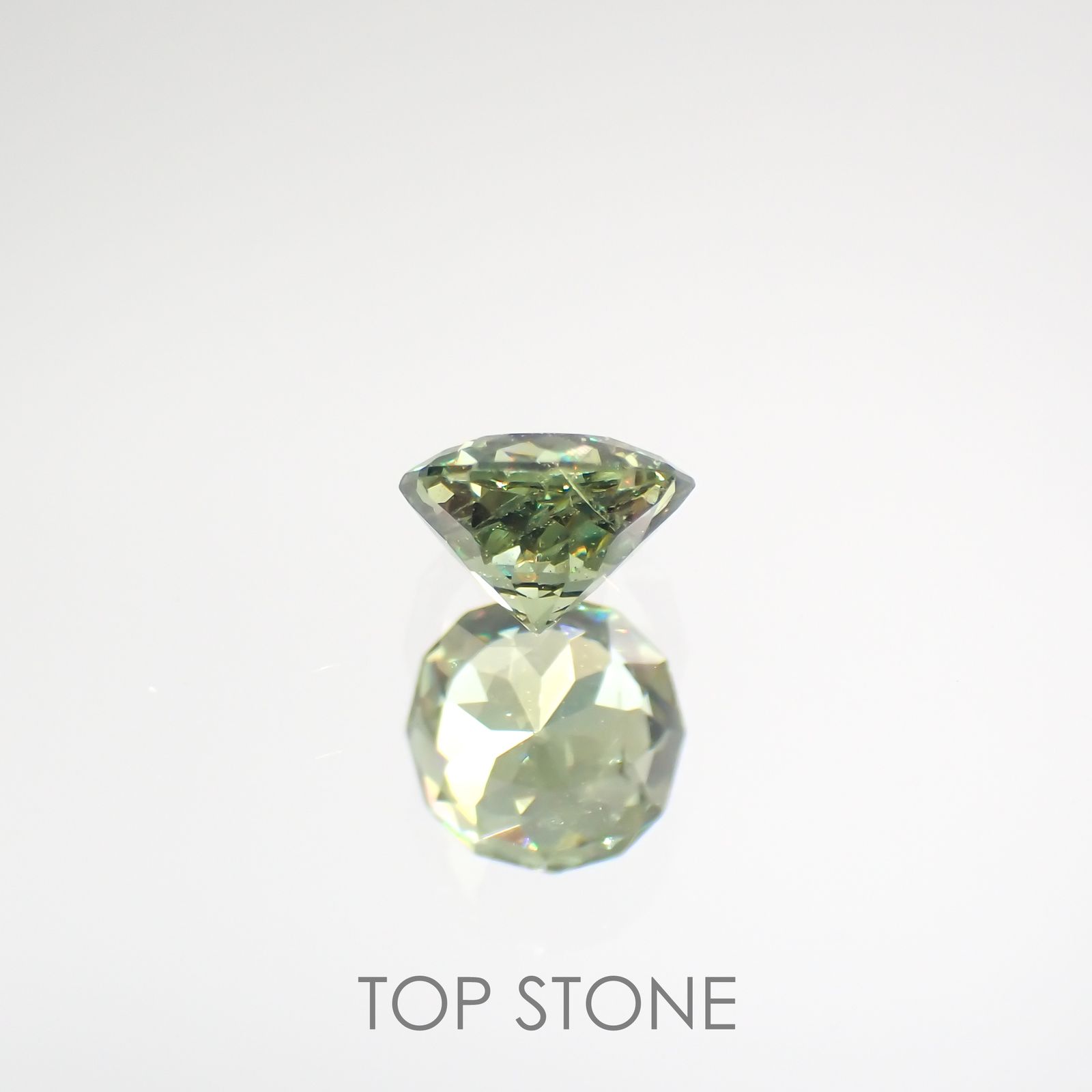 デマントイドガーネット ナミビア産 ルース 0.41ct[210812783]4.2×4.2mm前後