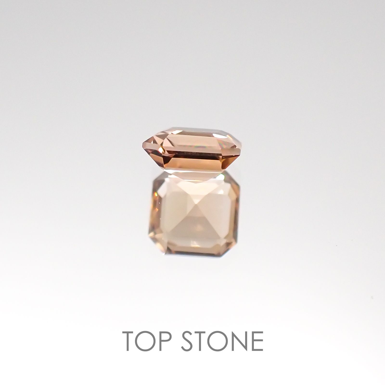 シナモンカラートルマリン(宝石名トルマリン) ブラジル産 0.58ct 識別済[20095680]5×5mm前後