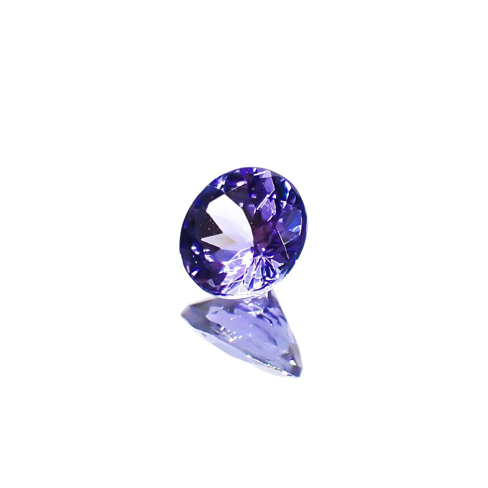 タンザナイト(宝石名タンザナイト)タンザニア産 0.58ct 識別済[230120198]5.4x5.3mm前後
