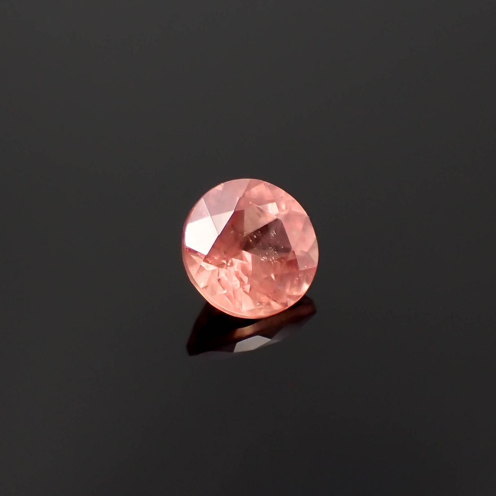 ロードクロサイト(宝石名ロードクロサイト)アメリカ・コロラド州産 識別済 0.80ct / 5.6x5.6mm前後 [230220718]