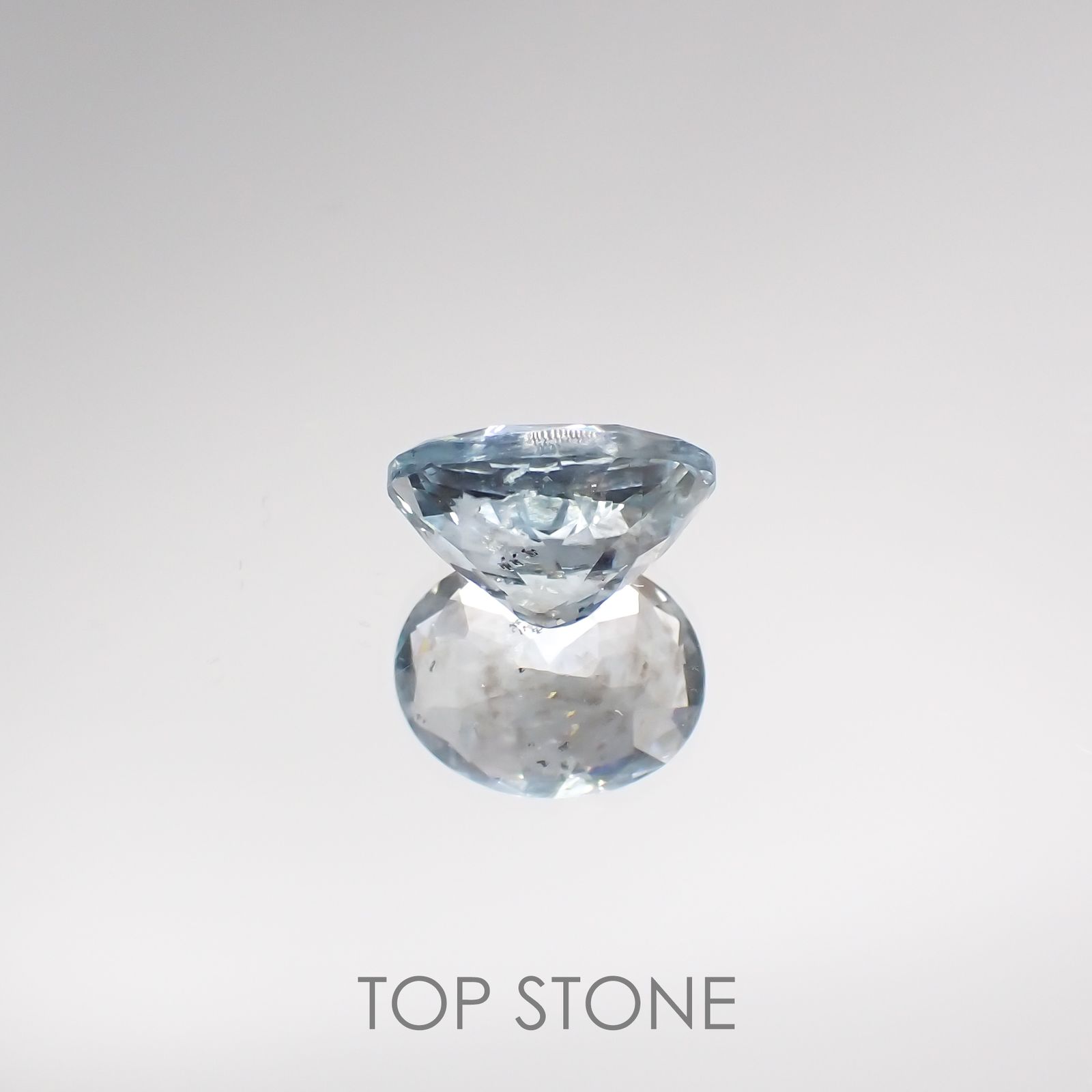 アベンチュリンアクアマリン(宝石名アクアマリン) ナイジェリア産 2.57ct 識別済[210712990]10×7.9mm前後