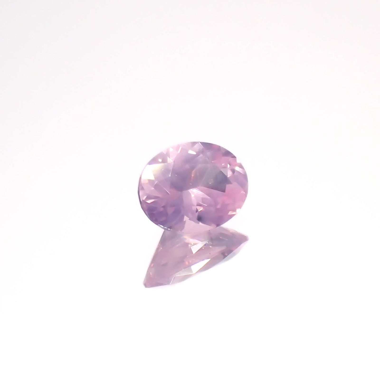 シルキーピンクサファイア 非加熱 ベトナム産 0.38ct[230722789]5.1x3.8mm前後