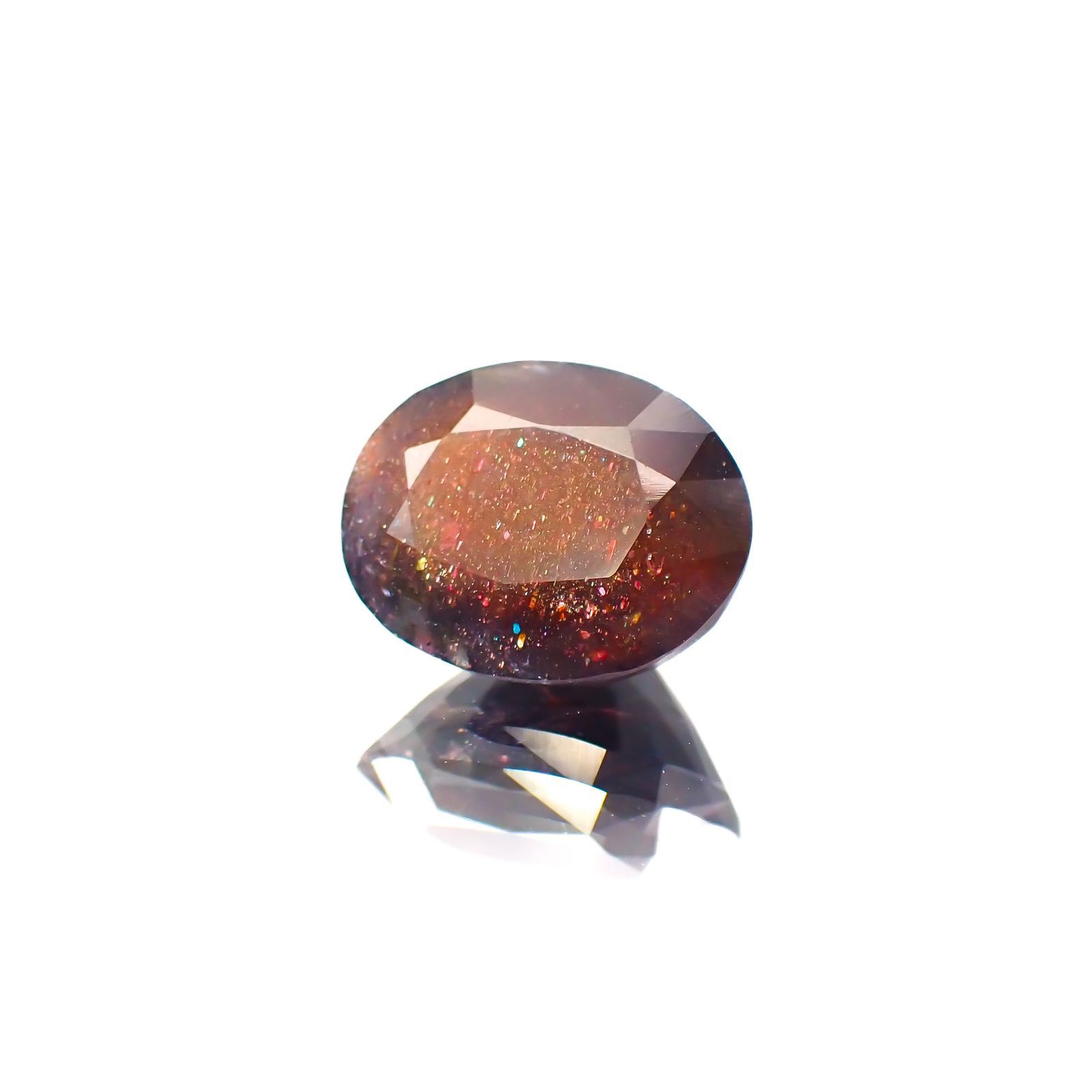ブラッドショットアイオライト(宝石名アベンチュリン・アイオライト)インド産 4.803ct ソ付(彩珠)[221018898]12.4x9.7mm前後