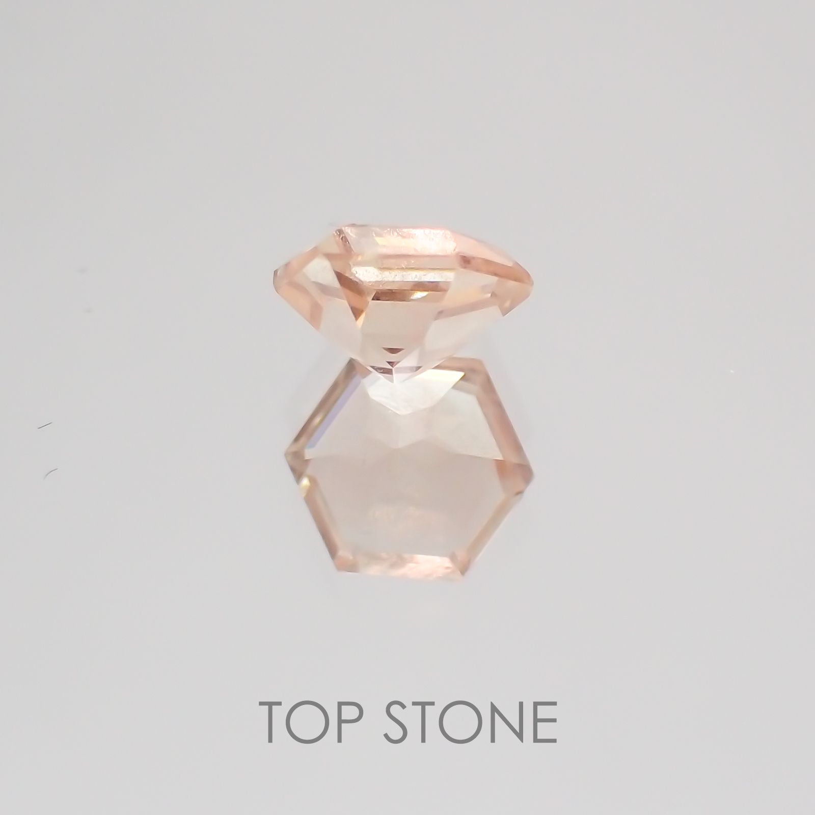 ◇ヘキサゴンカット◇オレゴンサンストーンSA アメリカ産 ルース 0.27ct[21019536]4.1×4.1mm前後