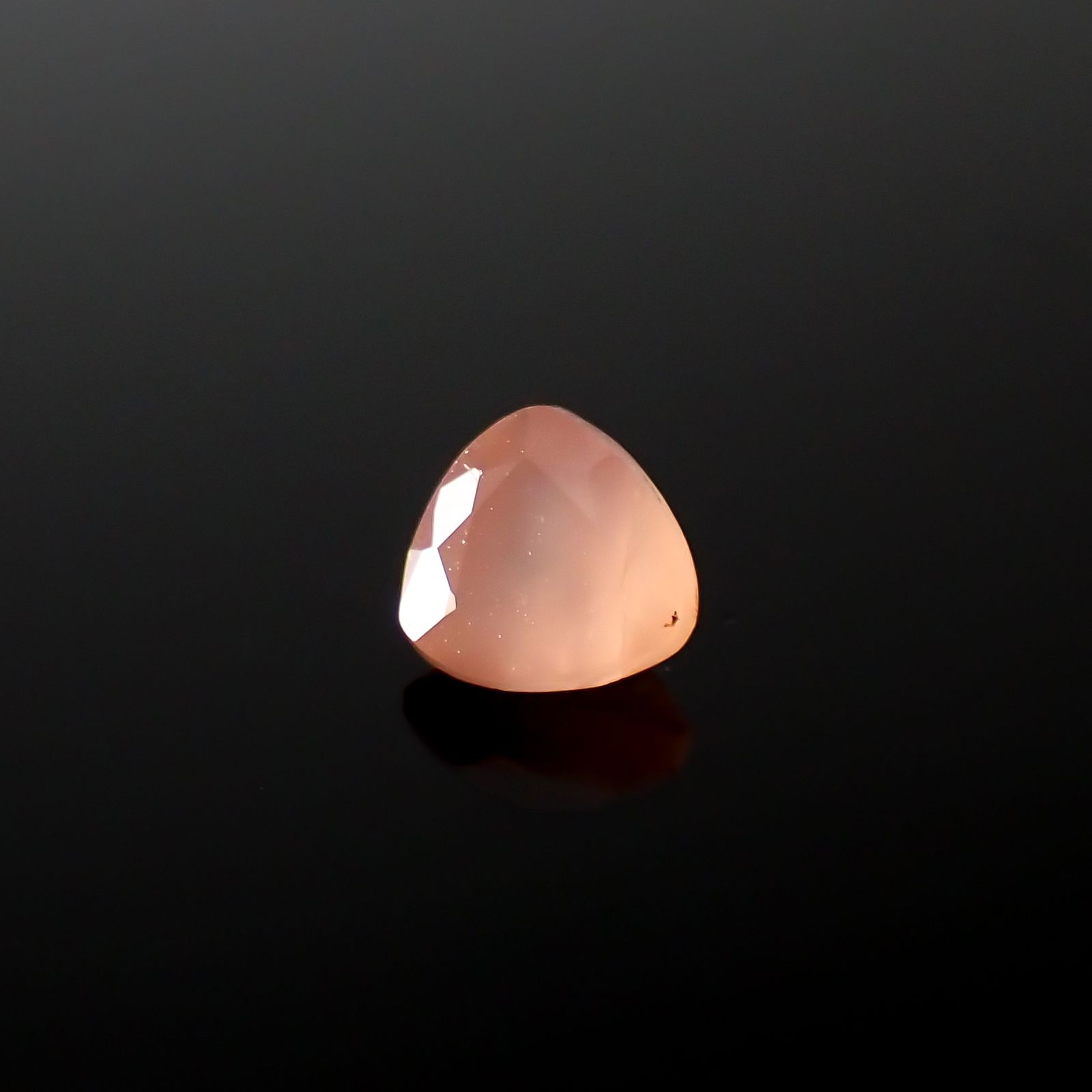 ロードクロサイト 日本・北海道産 0.29ct[240125332]3.9x3.9mm前後