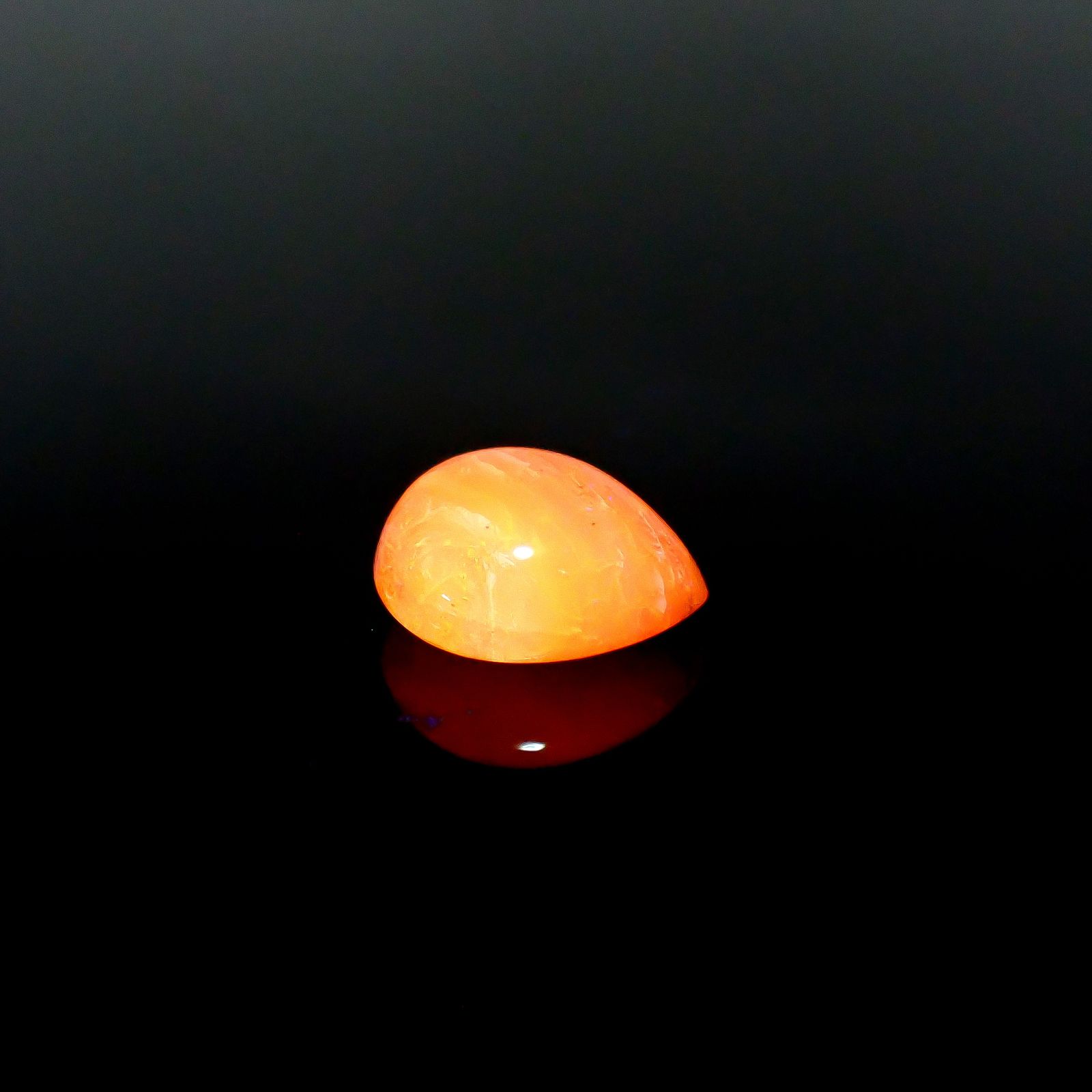 北海道オパール 北海道河東郡鹿追町然別産 6.05ct [250530393]14.4x11.2mm前後