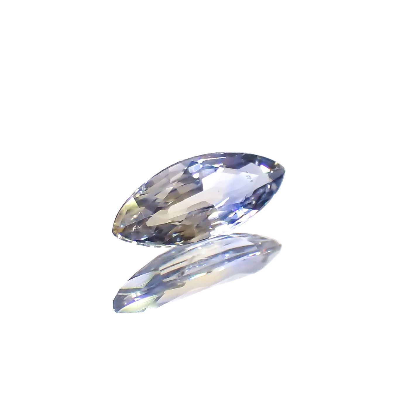 バイカラーサファイア(宝石名サファイア)スリランカ 0.29ct 識別済[230823023]6.8x2.7mm前後
