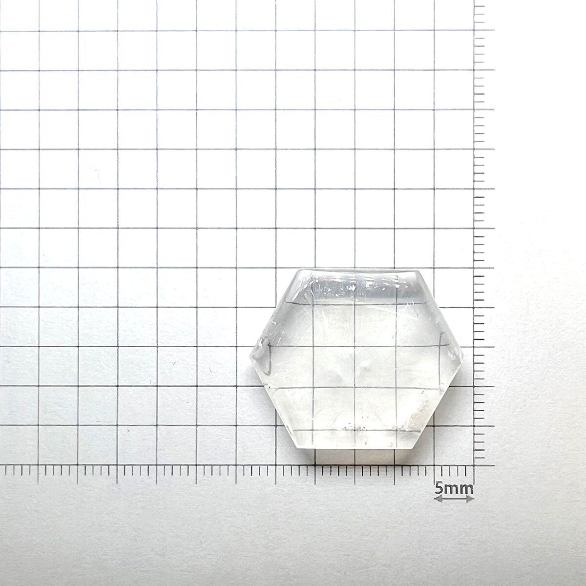 トラピッチェクォーツ 偏光板2枚付き コロンビア・ボヤカ産 25.91ct[230823258]23.5x22.2mm前後