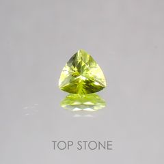パロットクリソベリル インド産 ルース 0.76ct[20128564]5.8×5.7mm前後
