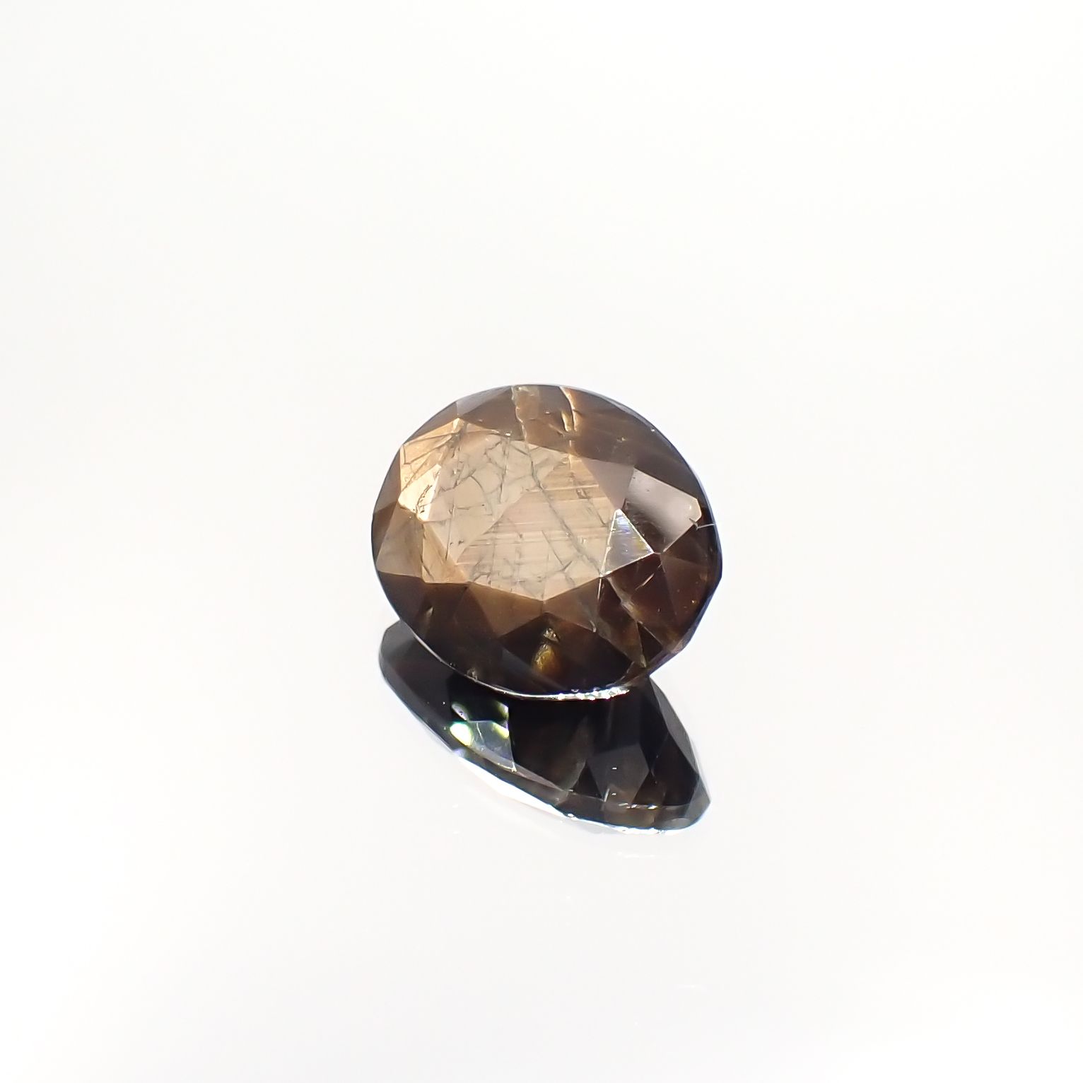 ゴールドシーンサファイア非加熱 ケニア産 7.09ct[230321337]13x10.2mm前後