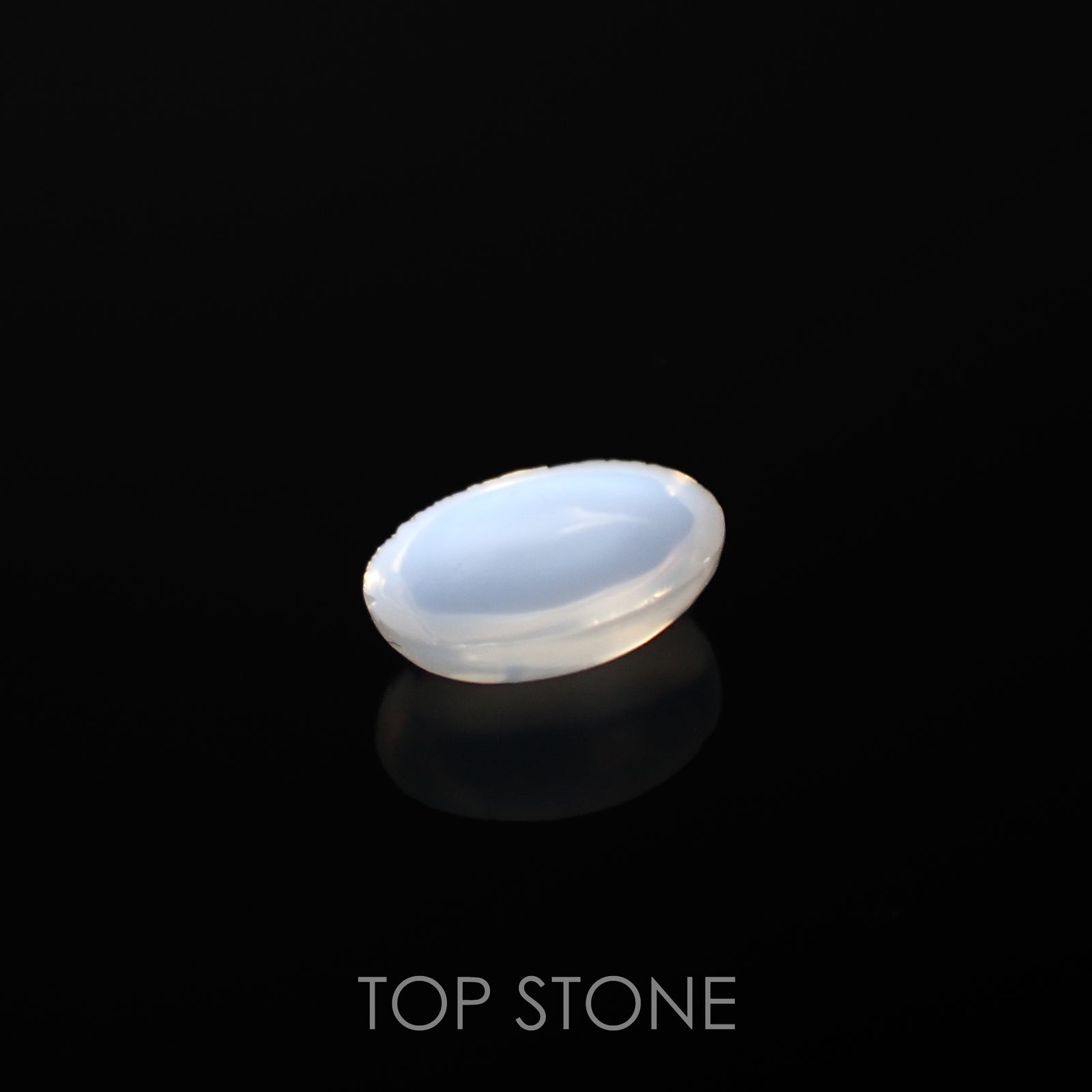 ムーンストーン(宝石名ムーンストーン)インド/スリランカ産 0.95ct 識別済[220515796]8.1x5.9mm前後