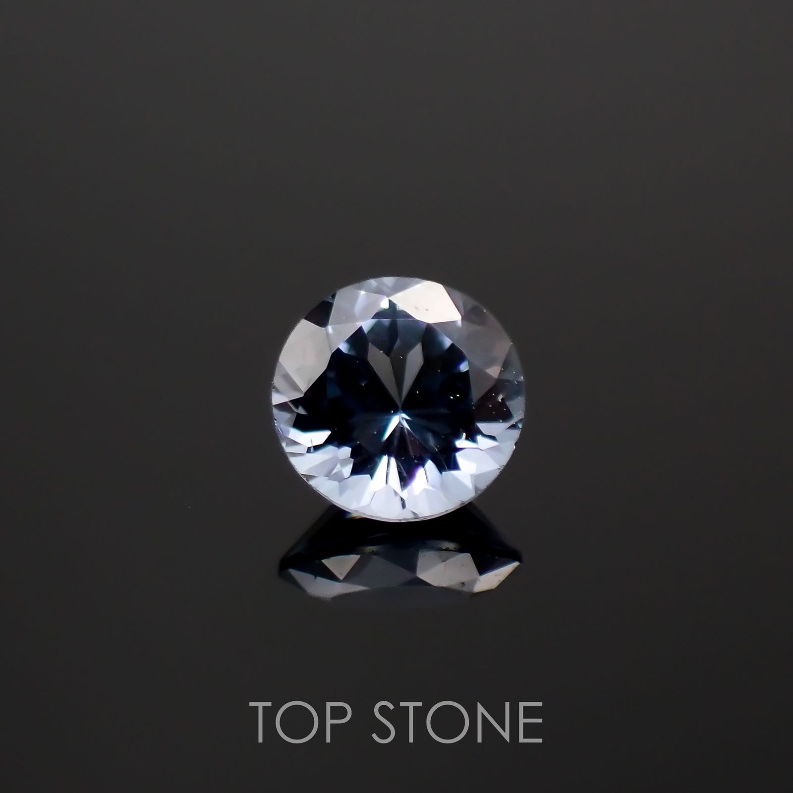 グレイッシュブルースピネル(宝石名スピネル)ビルマ/マダガスカル産 0.27ct 識別済[221219508]4x3.9mm前後