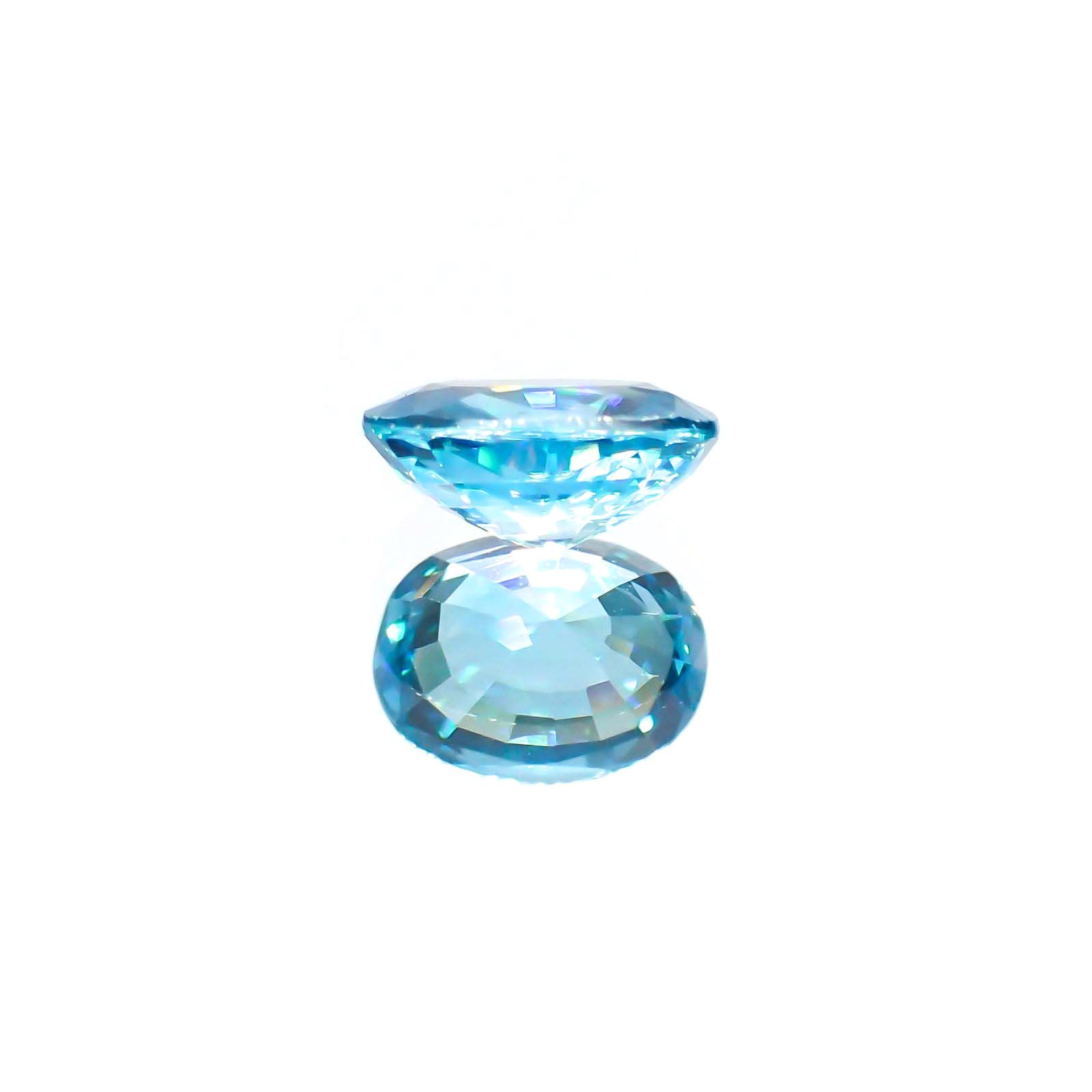 ブルージルコン(宝石名ジルコン) カンボジア産 1.82ct 識別済[251013451]7.8×6mm前後