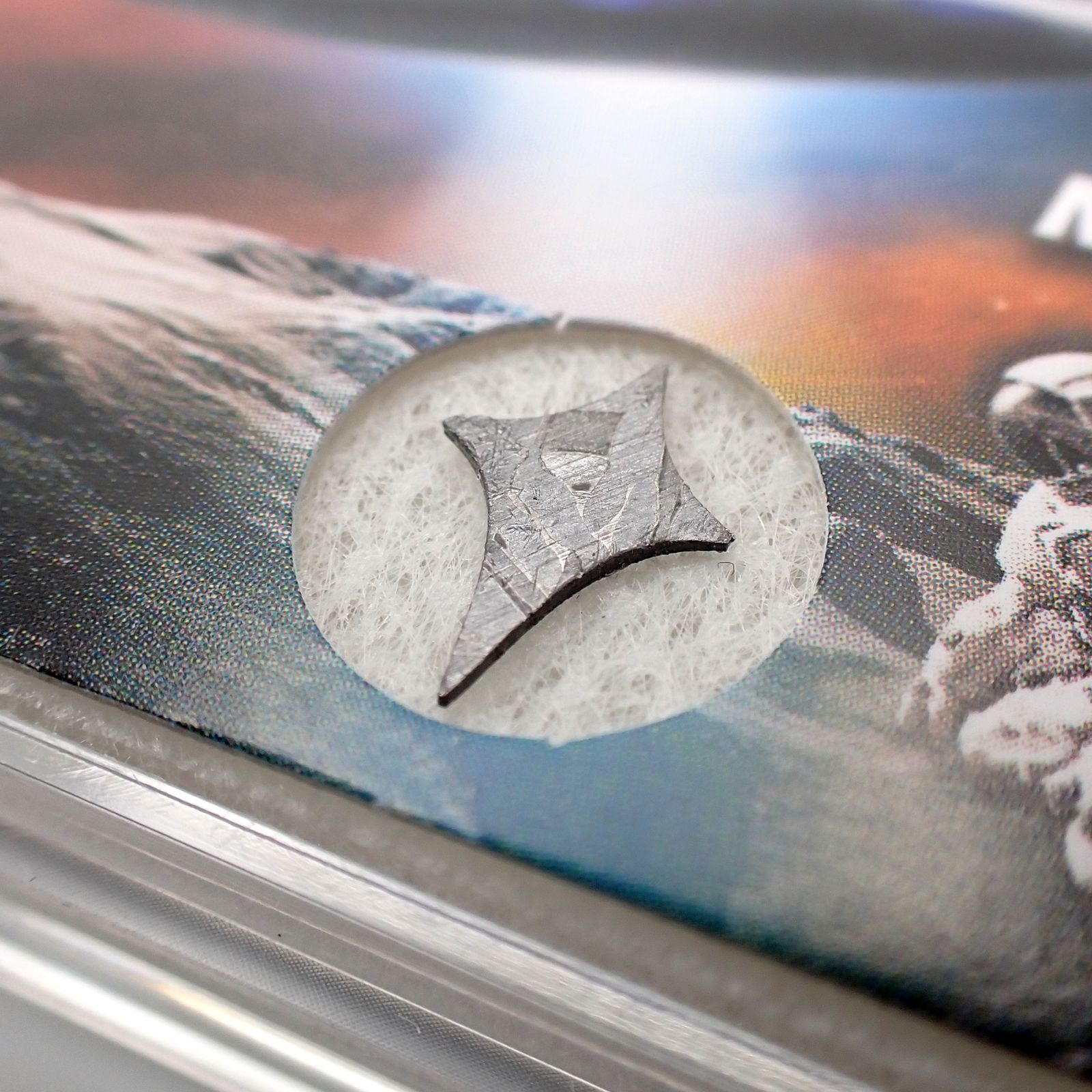 <ランダムセレクト1個販売>アルタイ隕石 十字彗星カット 発見地:中国 約0.37ct[240125411]9.8x6.9mm前後