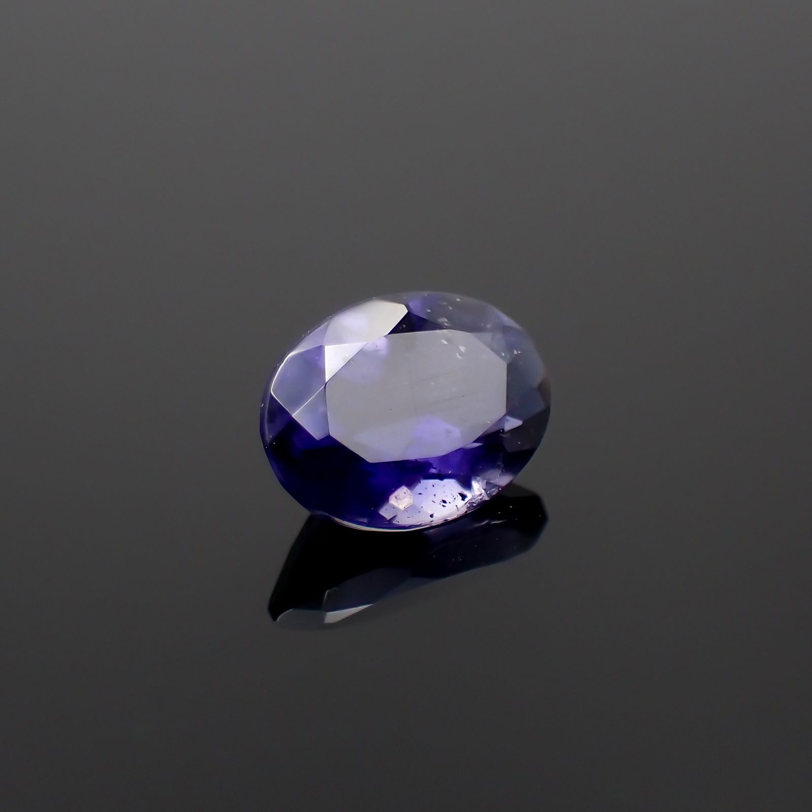 アイオライトサンストーン インド/ブラジル産 0.63ct[230923337]7x5.1mm前後