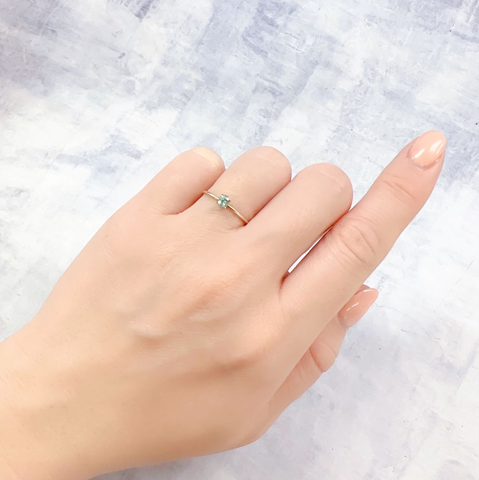パステルカラーエメラルド ザンビア産 0.17ct[230119963]3.9x3mm前後