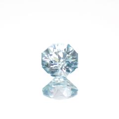 ◇オクタゴンカット◇アイスブルージルコン(宝石名ジルコン)カンボジア産 0.72ct 識別済[230320859]4.8x4.7mm前後