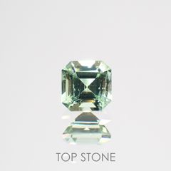 バナジウムコーネルピン(宝石名コーネルピン)タンザニア・タンガ州産 0.24ct 識別済[220115618]3.3x3.3mm前後