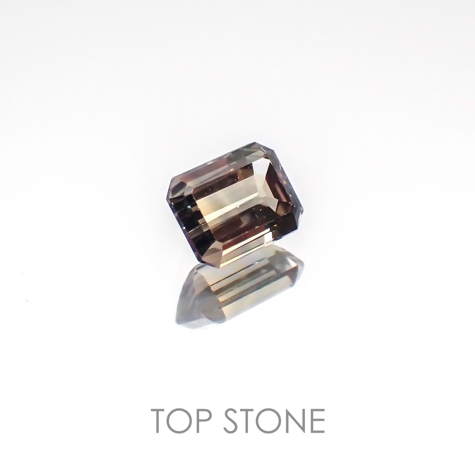 バイカラーサファイア(宝石名バイカラー・サファイア) タンザニア産 0.24ct 識別済[20117289]3.8×3mm前後