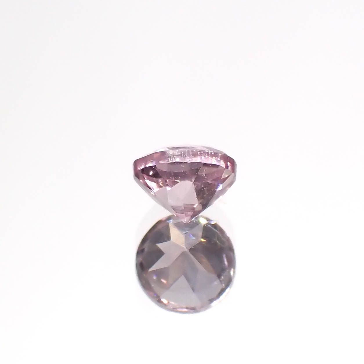 ドラゴンガーネット タンザニア産 0.34ct[230722952]3.9x3.9mm前後