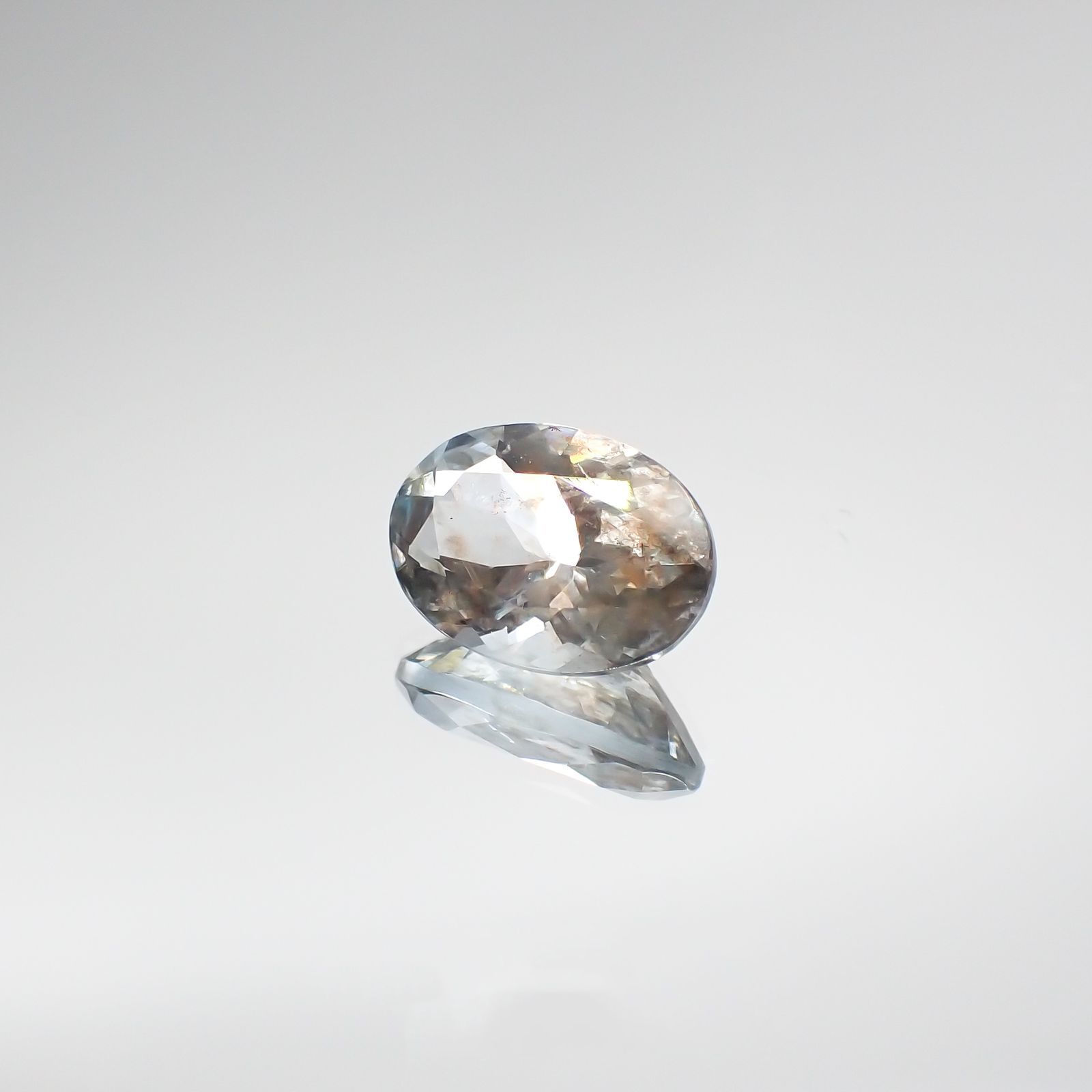 アベンチュリンアクアマリン(宝石名アクアマリン) ナイジェリア産 2.08ct 識別済[210712991]10.1×7.1mm前後