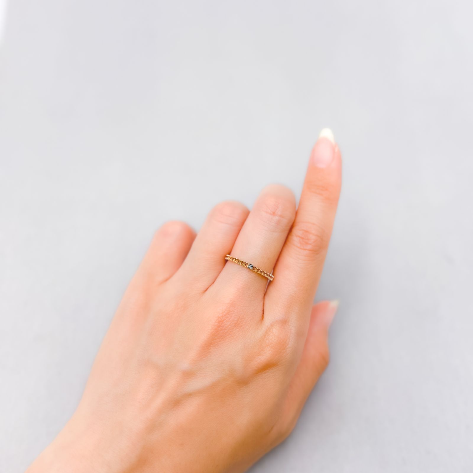 ◇プリンセスカット◇ベキリーブルーガーネット（カラーチェンジガーネット アレキタイプ） マダガスカル・ベキリー産 0.031ct [250330071]1.6x1.6mm前後