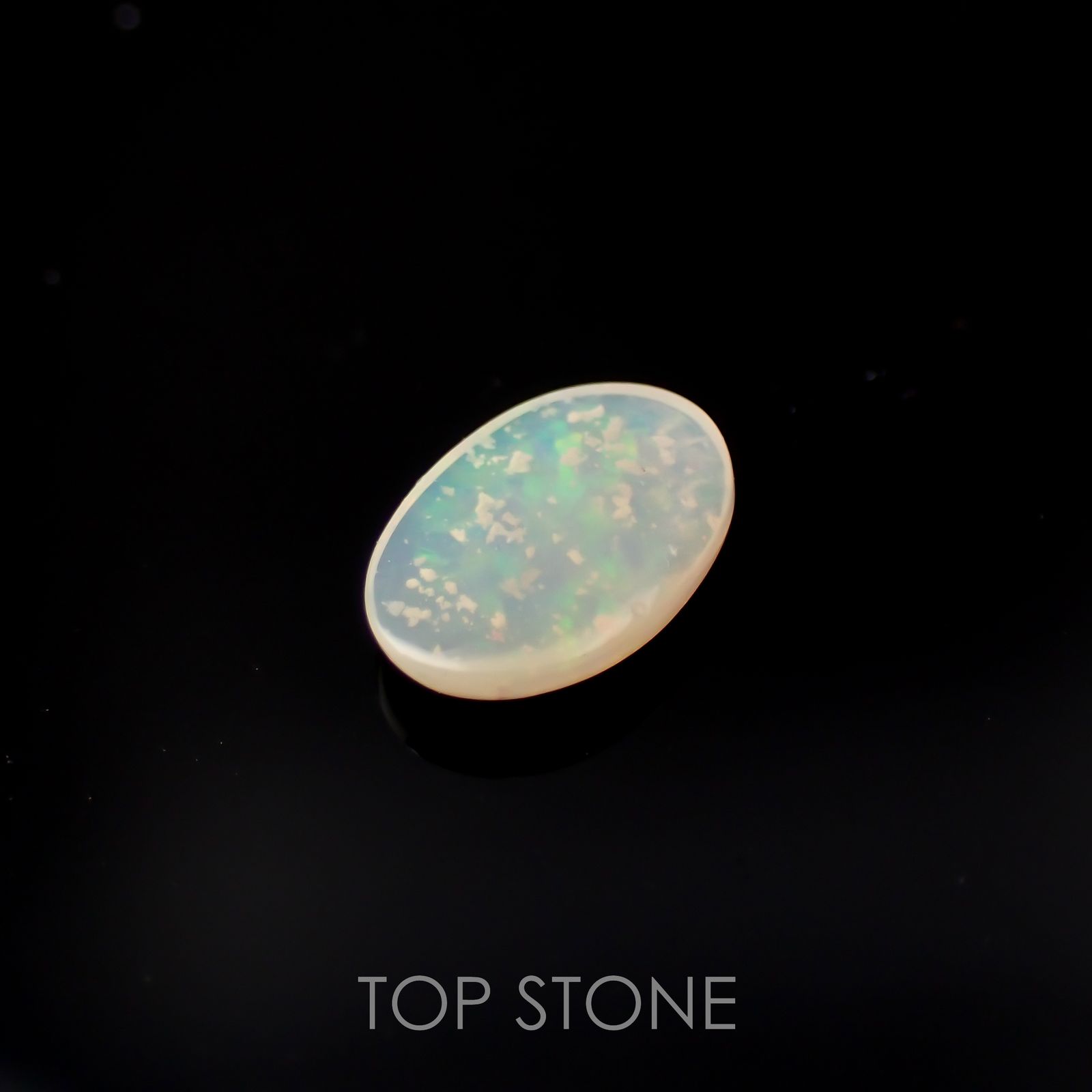 オパール オーストラリア産 0.37ct[221018434]7.2x5mm前後