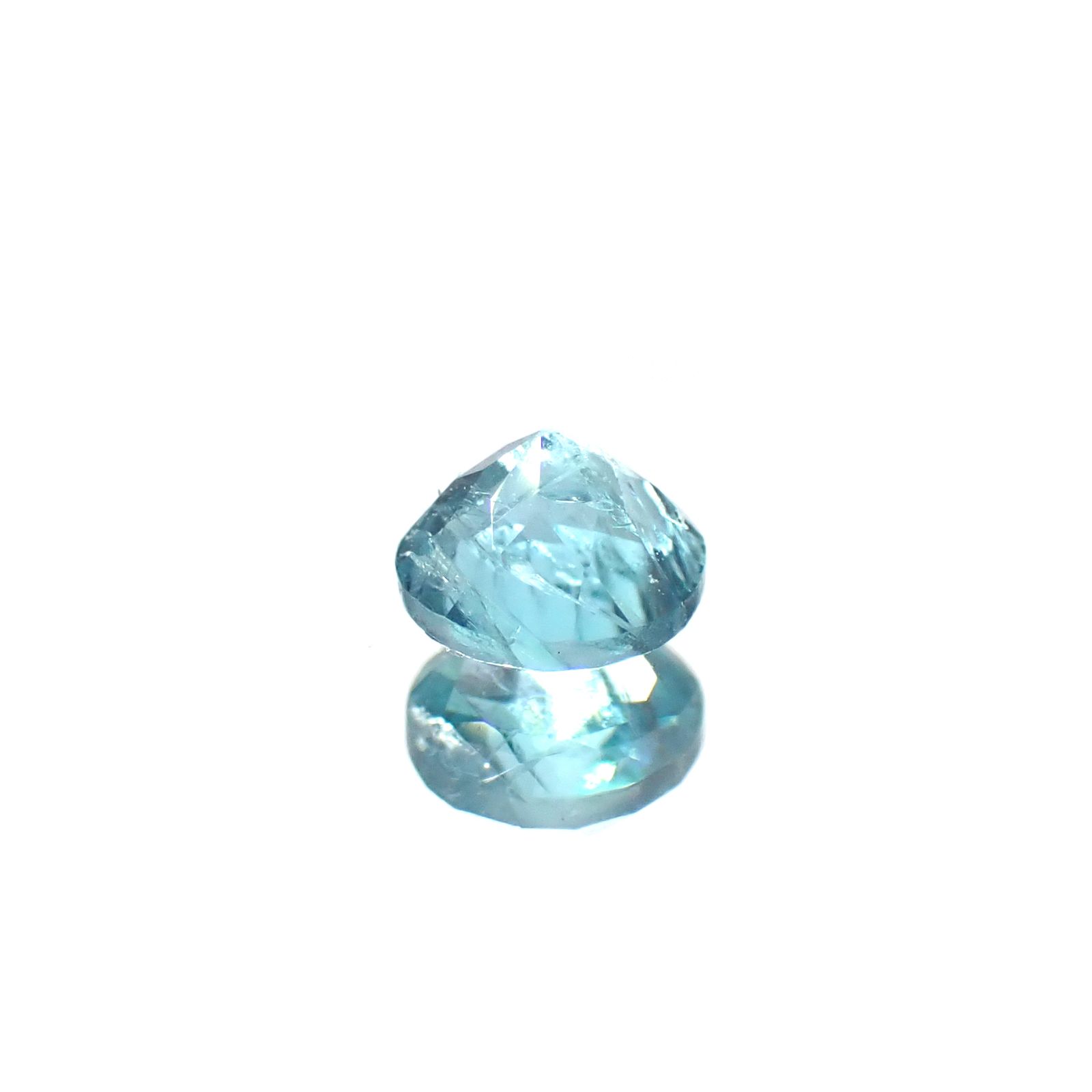 グランディディエライト マダガスカル産 0.18ct [250730672]3.5x3.5mm前後