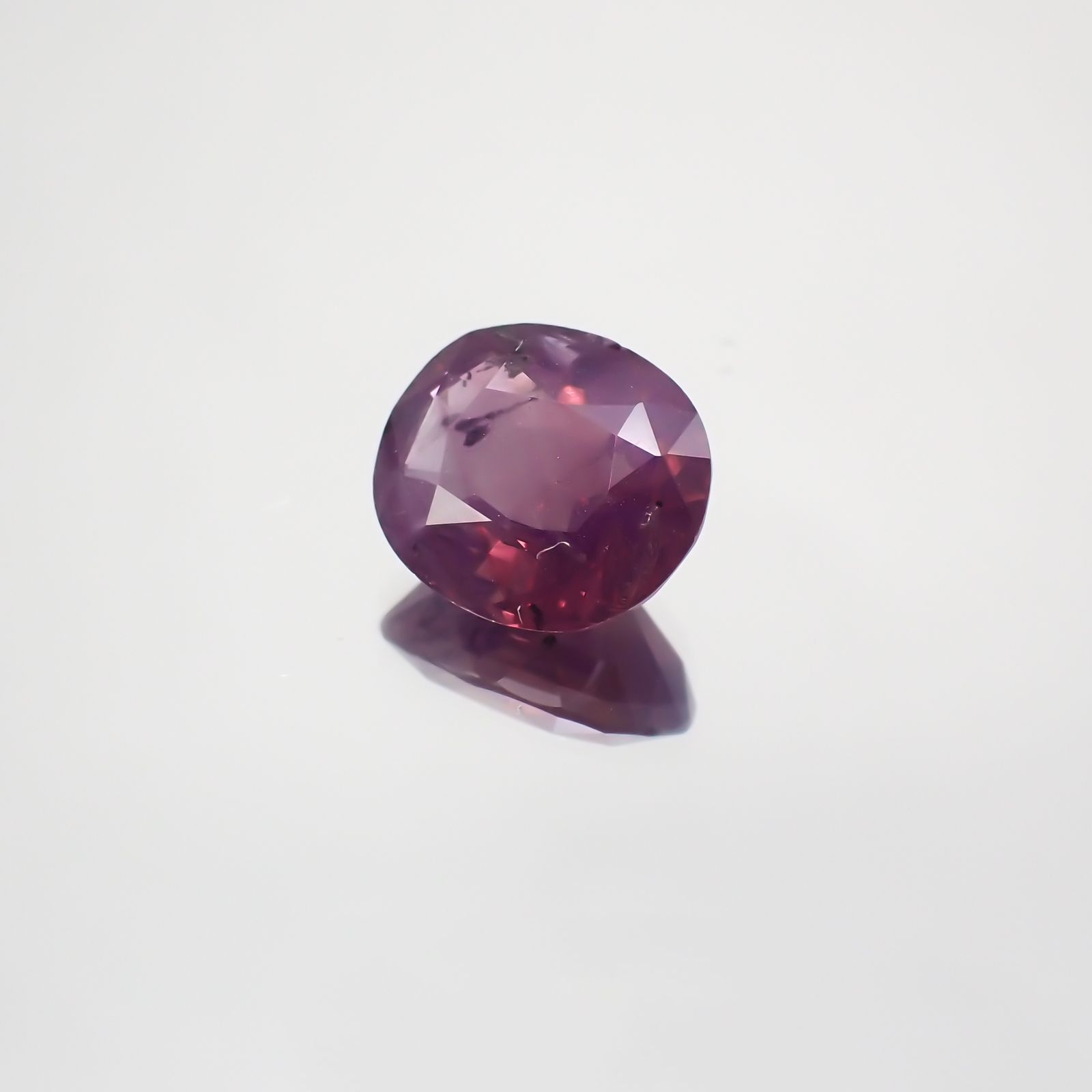 パープルサファイア(宝石名バイオレット・サファイア) カシミール地方産 2.870ct ソ付(彩珠)[210310232]9.1×7.9mm前後 |  TOP STONE(トップストーン)