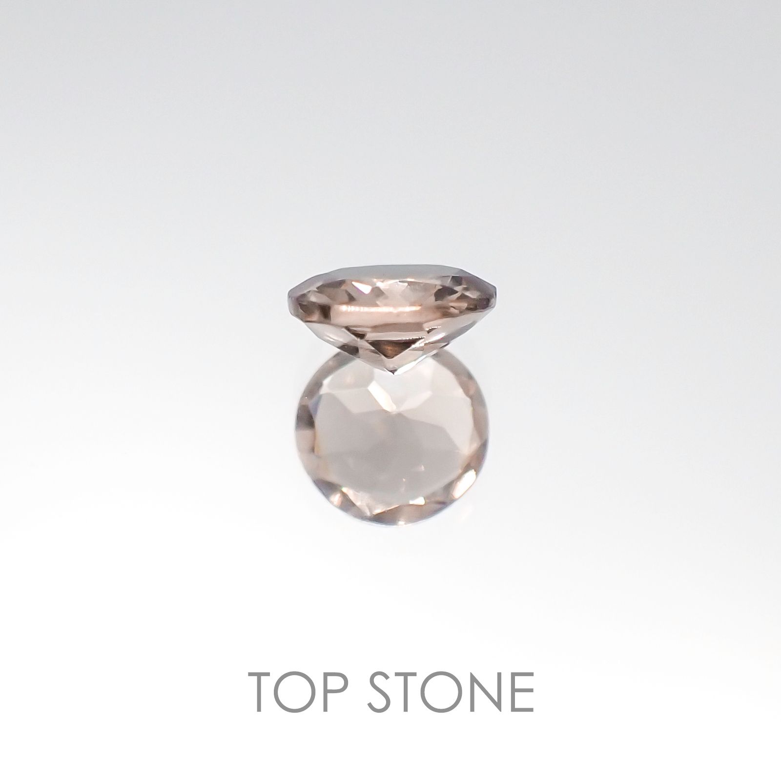 カラーチェンジマラヤガーネット タンザニア産 ルース 0.52ct[20096097]5×5mm前後