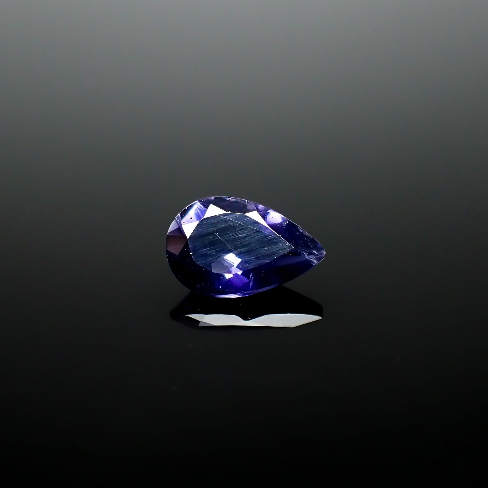 アイオライトサンストーン インド/ブラジル産 0.70ct[231224847]8x5.2mm前後