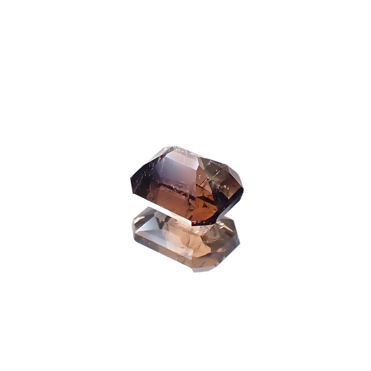 ブルーティントアキシナイト パキスタン産 0.74ct [241229592]5.8x4.4mm前後