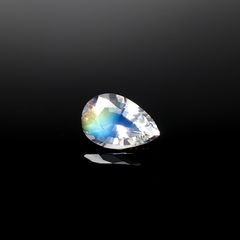 レインボームーンストーン(宝石名ラブラドライト)マダガスカル産 1.111ct ソ付(彩珠)[240326934]8.8x6mm前後