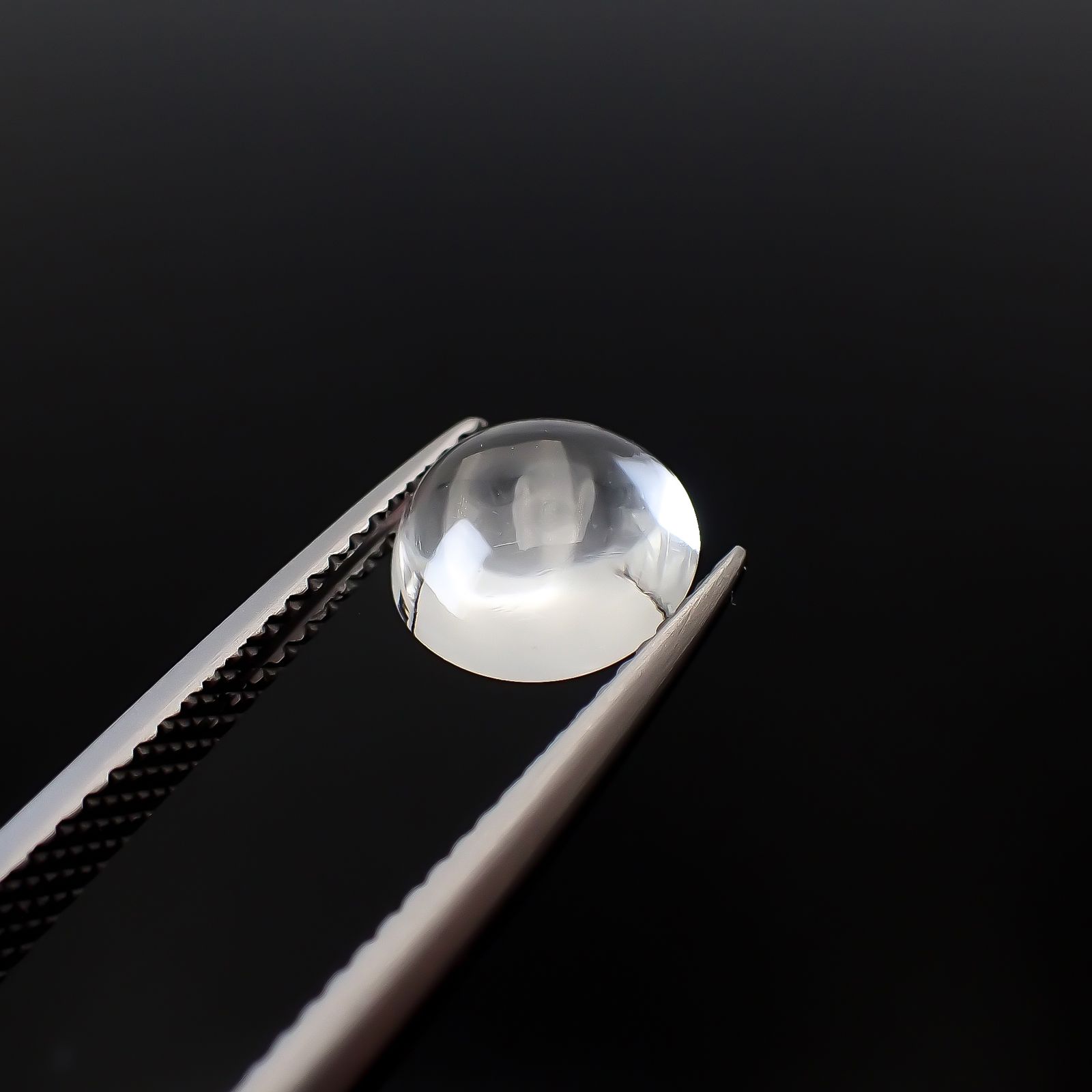 フェナカイト(宝石名フェナカイト)ブラジル産 1.58ct 識別済[250229863]8x8mm前後