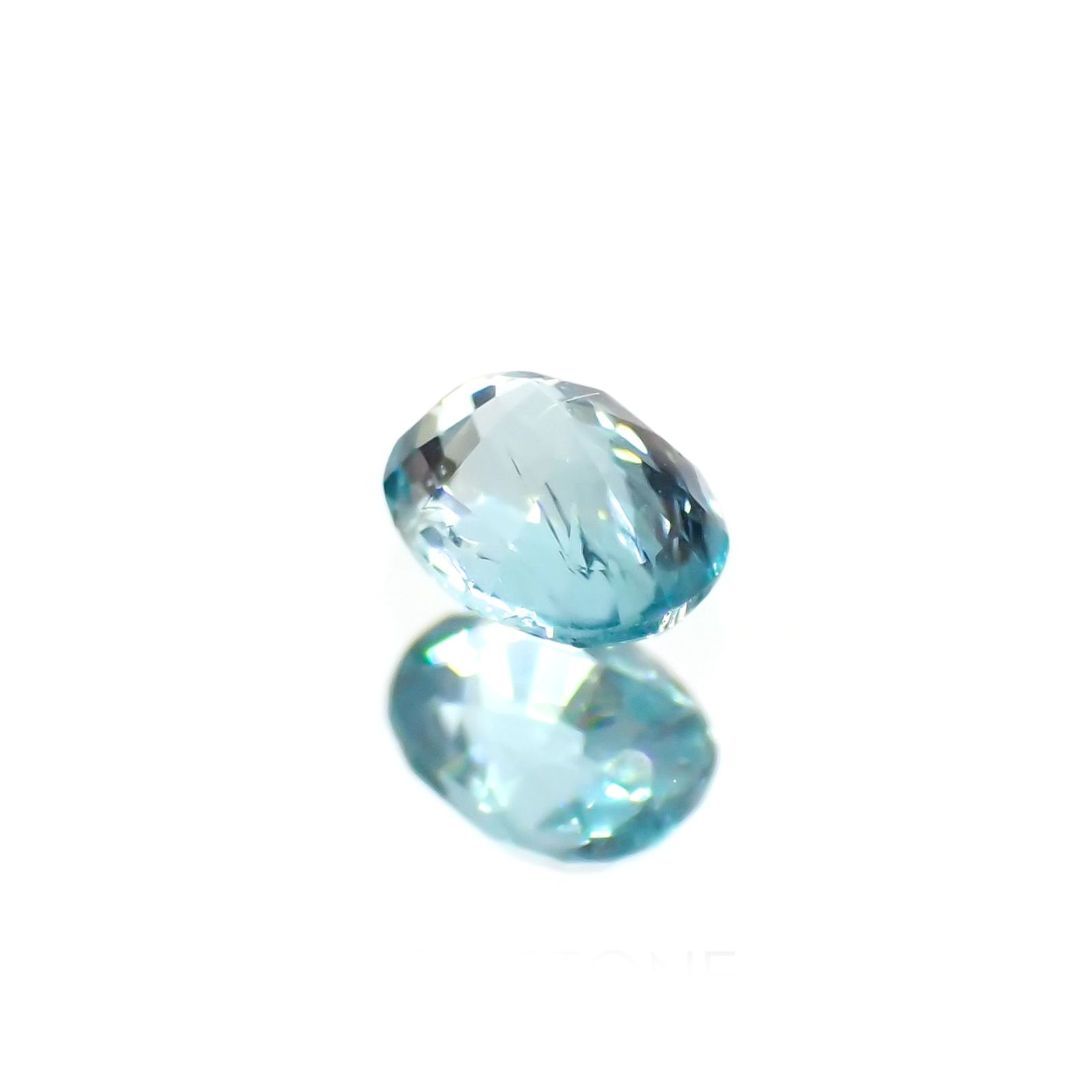 グランディディエライト(宝石名グランディディエライト)マダガスカル産 識別済 0.19ct / 3.8x3mm前後 [260414797]