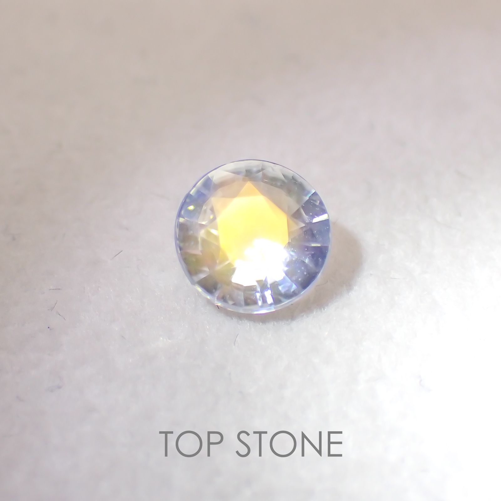 レインボームーンストーン(アンデシンラブラドライト) マダガスカル産 ルース 0.91ct[210310121]6.9×6.9mm前後