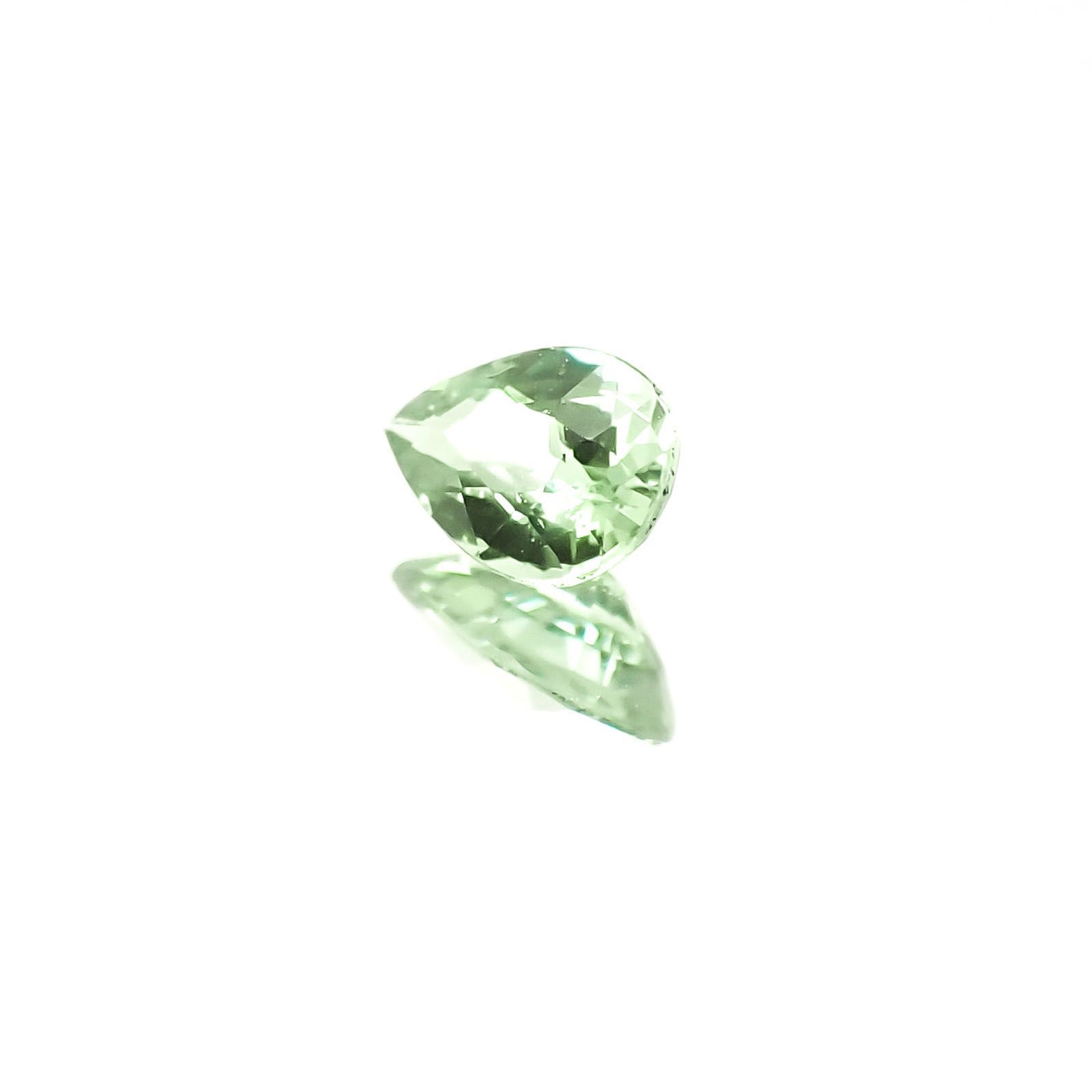 アレキサンドライト マダガスカル産 ルース 0.19ct[20106991]4.4×3mm前後