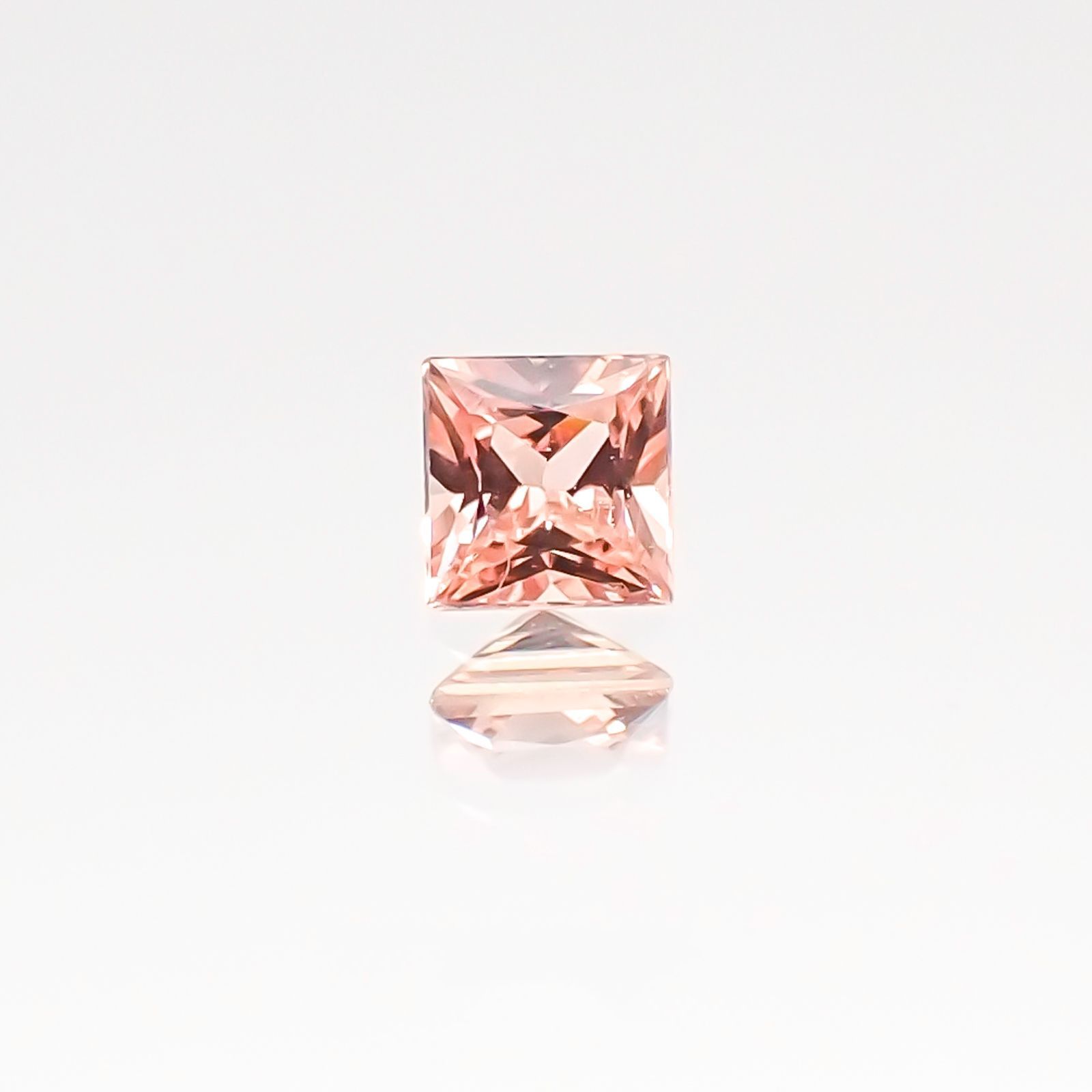 ◇プリンセスカット◇パパラチャサファイア ソーティング付き スリランカ産 ルース 0.13ct[20116958]2.73×2.67mm前後