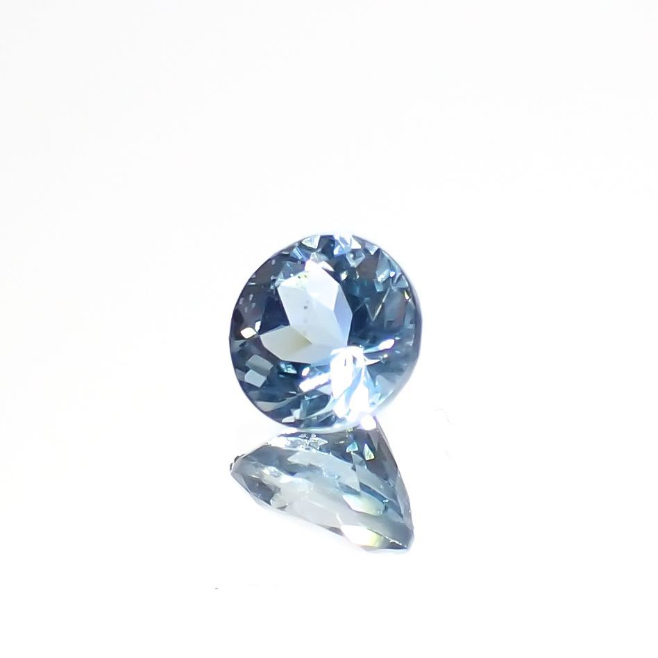 アクアマリン(宝石名アクアマリン)モザンビーク産 0.49ct 識別済[220817390]5.1x5mm前後