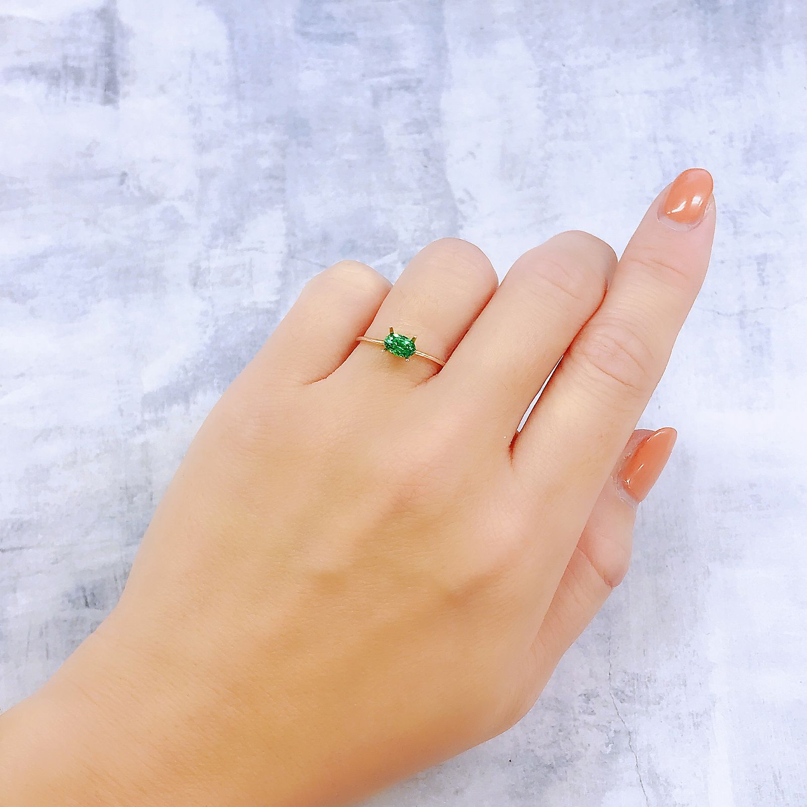ツァボライト(宝石名ガーネット)タンザニア産 0.48ct 識別済[221018722]6x4mm前後