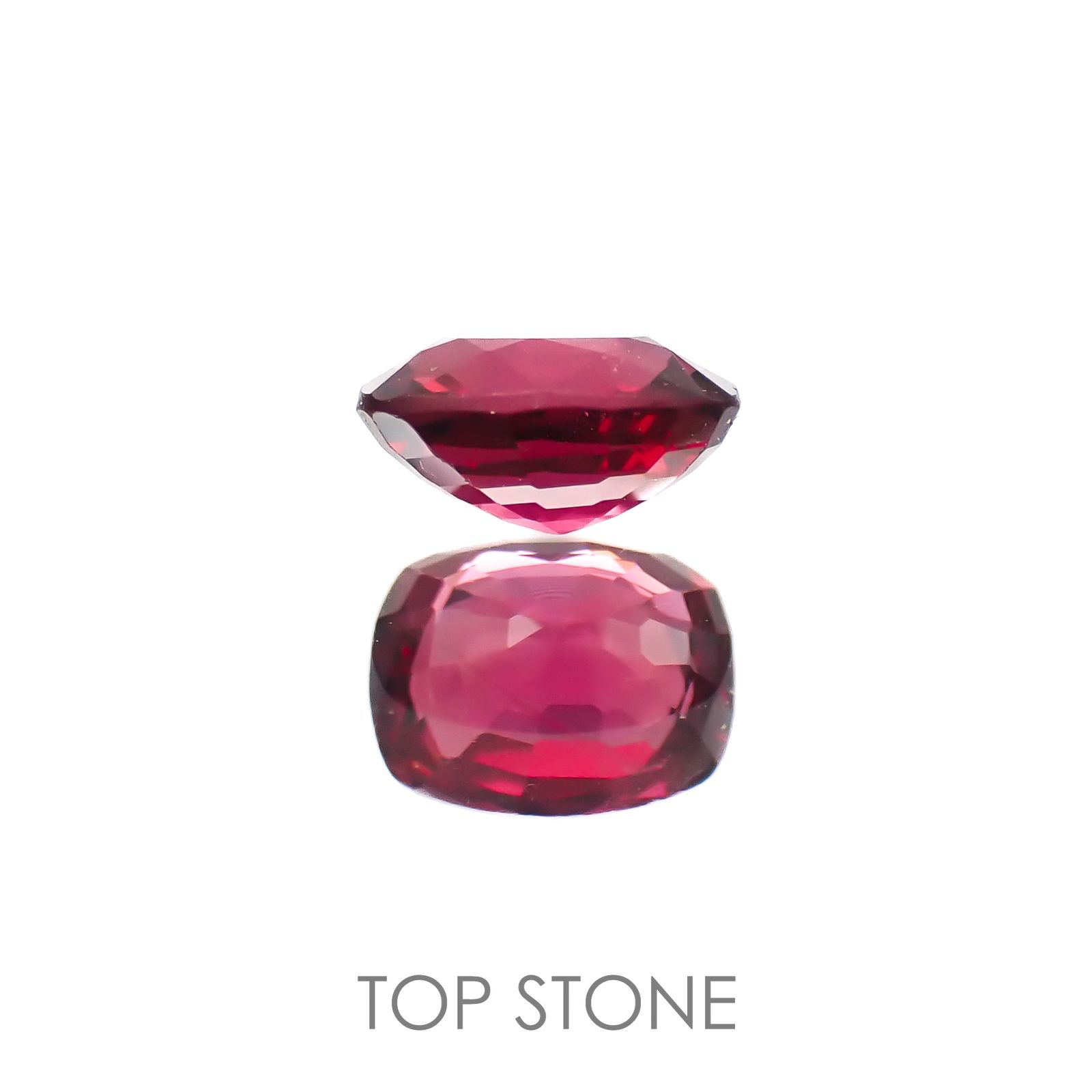 レッドスピネル(宝石名スピネル)ビルマ/マダガスカル産 0.75ct 識別済[220817541]5.9x4.9mm前後