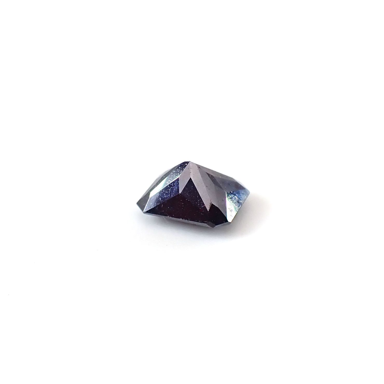 キュープライト単結晶 コンゴ民主共和国産 1.42ct / 6.1x5.1mm前後 [260331947]