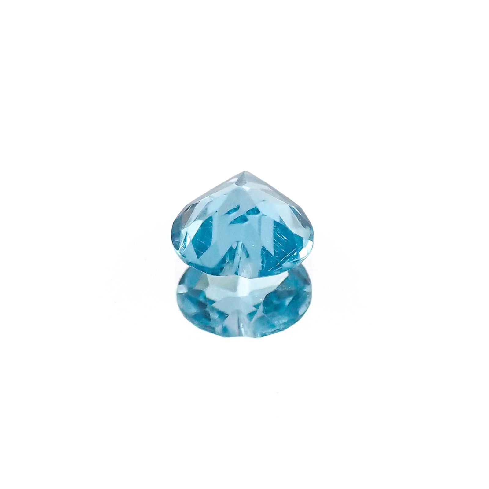 <ランダムセレクト1個販売> アパタイト ハートカット ブラジル産 0.35ct前後 / 5x5mm前後 [20074203-PAC]