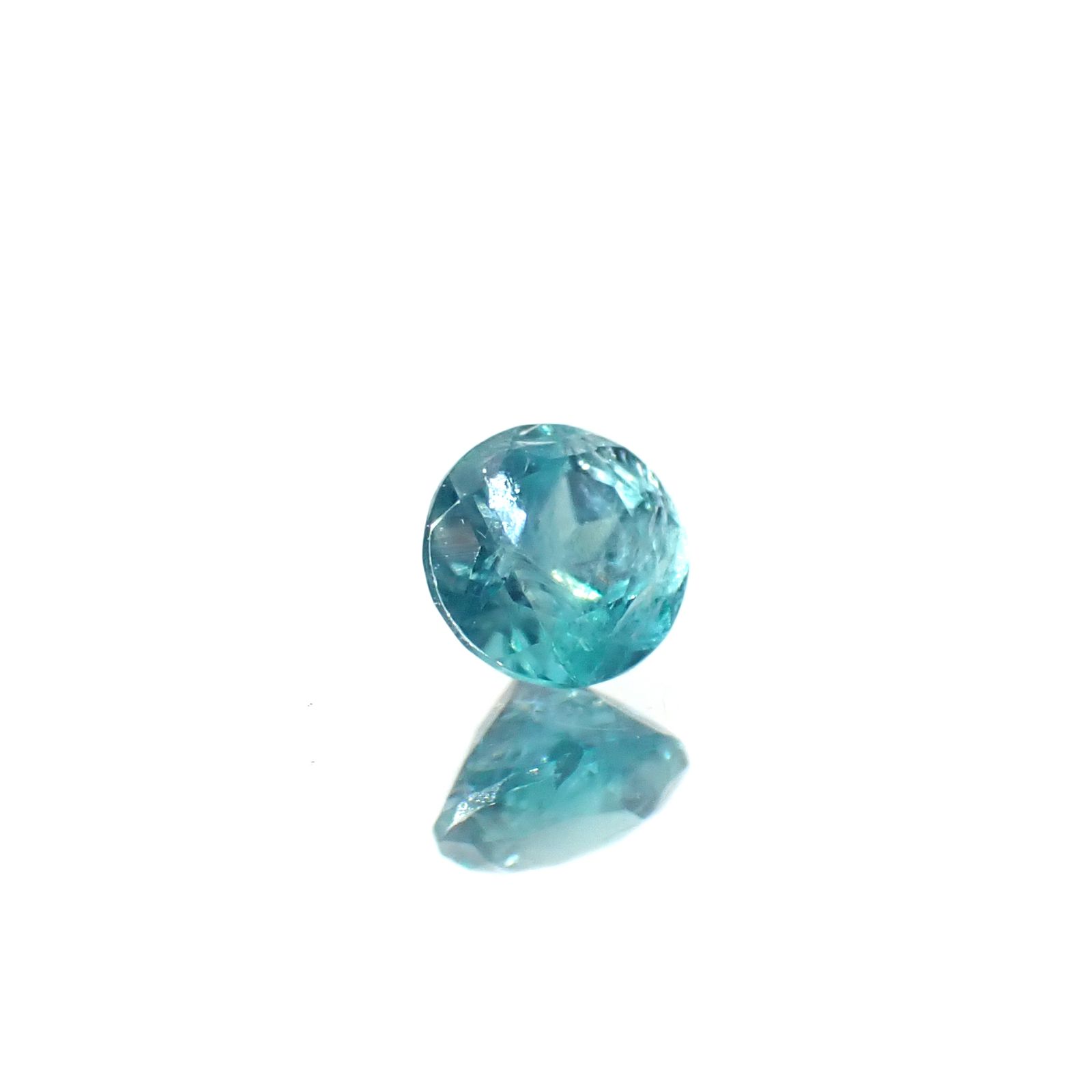 グランディディエライト マダガスカル産 0.18ct / 3.5x3.5mm前後 [250931104]