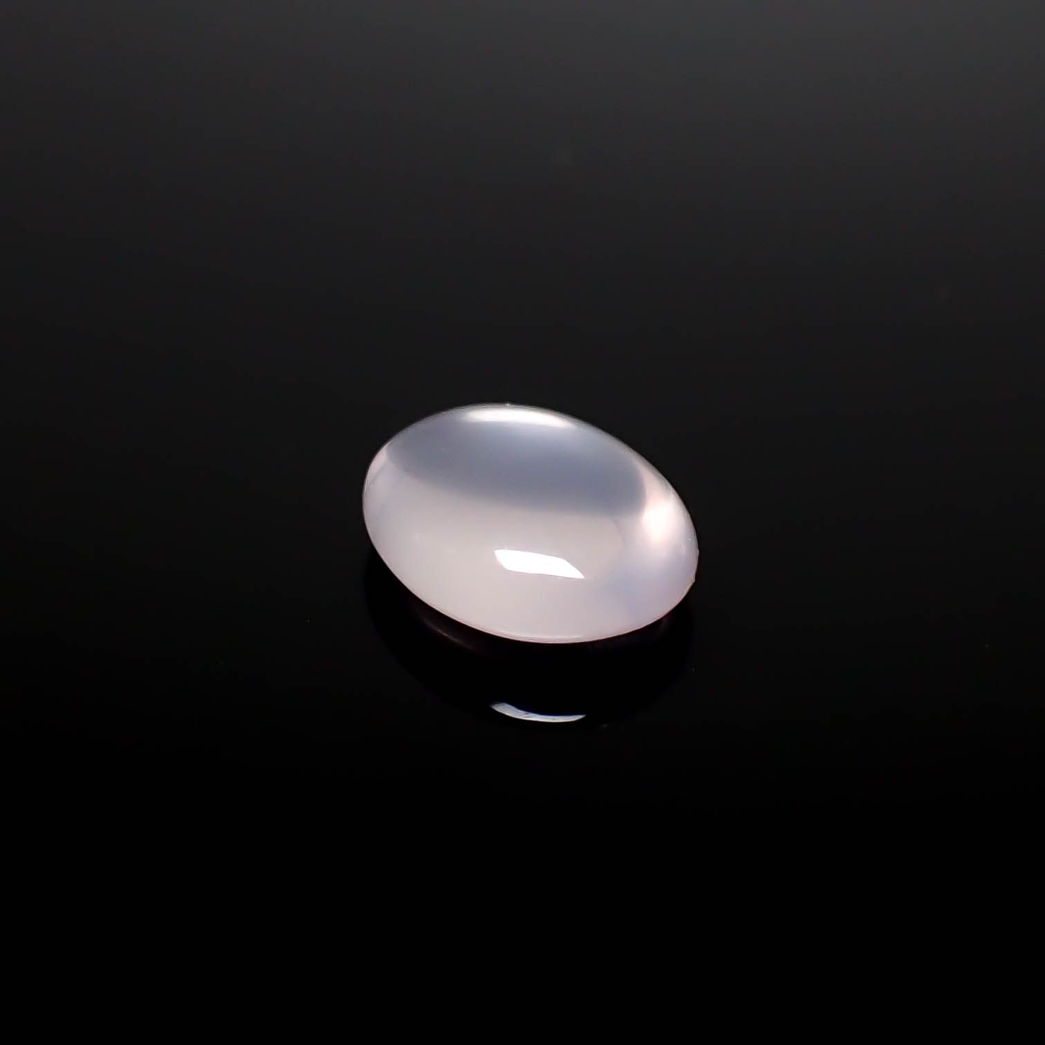 スターローズクォーツ(宝石名スター・ローズ・クォーツ)マダガスカル産 2.19ct 識別済[250330020]10.1x8.1mm前後