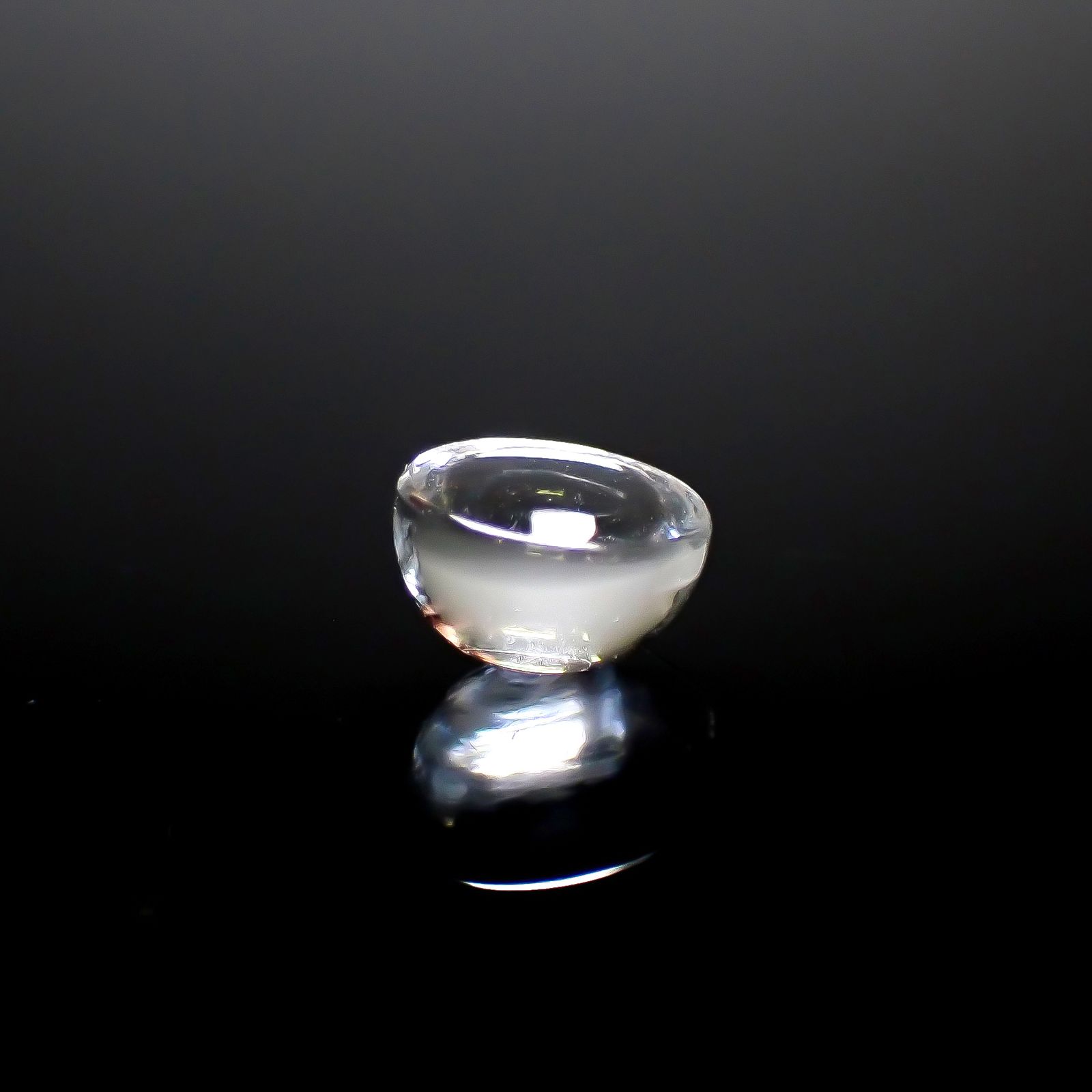 フェナカイト(宝石名フェナカイト)ブラジル産 2.17ct 識別済[250229862]8x8mm前後