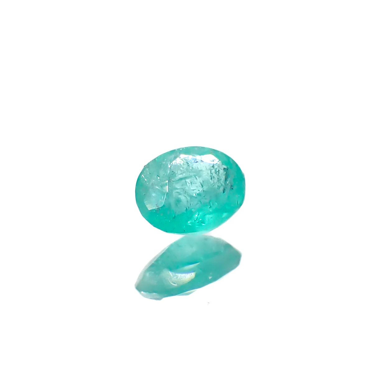 パライバトルマリン ブラジル・パライバ州バターリャ鉱山産 0.13ct[240928796]3.7x2.8mm前後