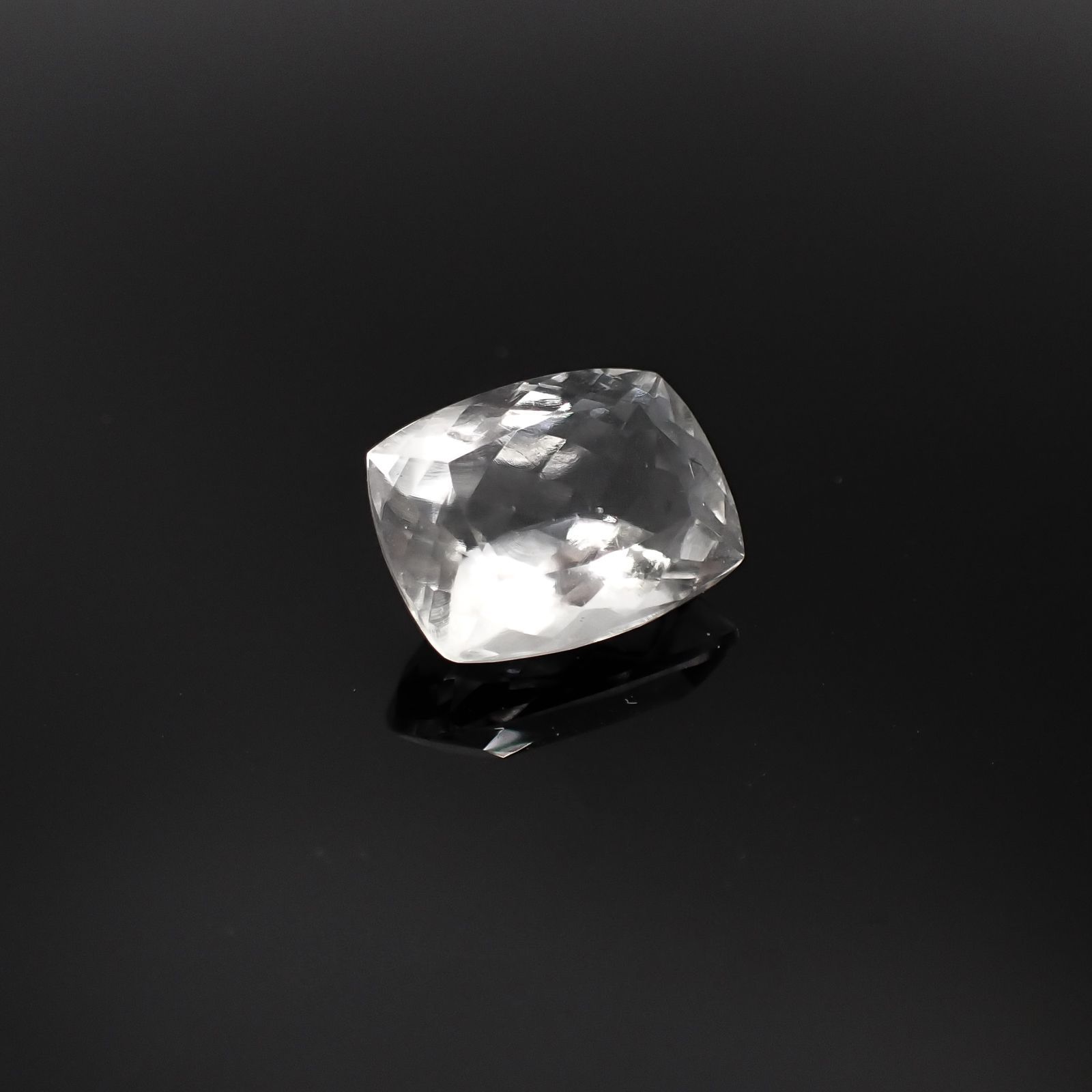 ハイアライトオパール(宝石名オパール)メキシコ産 3.991ct ソ付(彩珠)[230823182]12.5x9.3mm前後