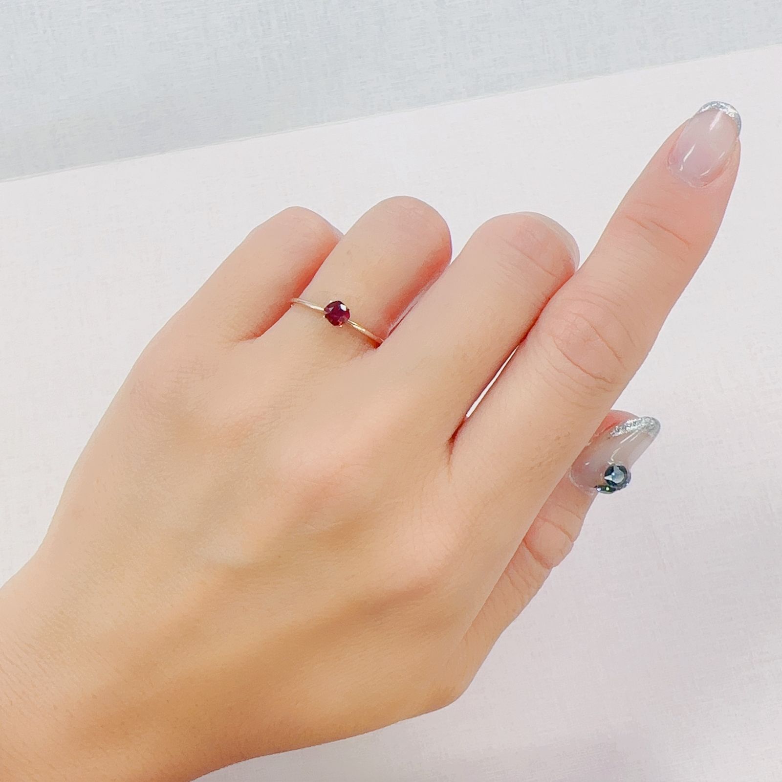 ルビー 非加熱 マダガスカル産 0.28ct[230622342]3.7x3.5mm前後