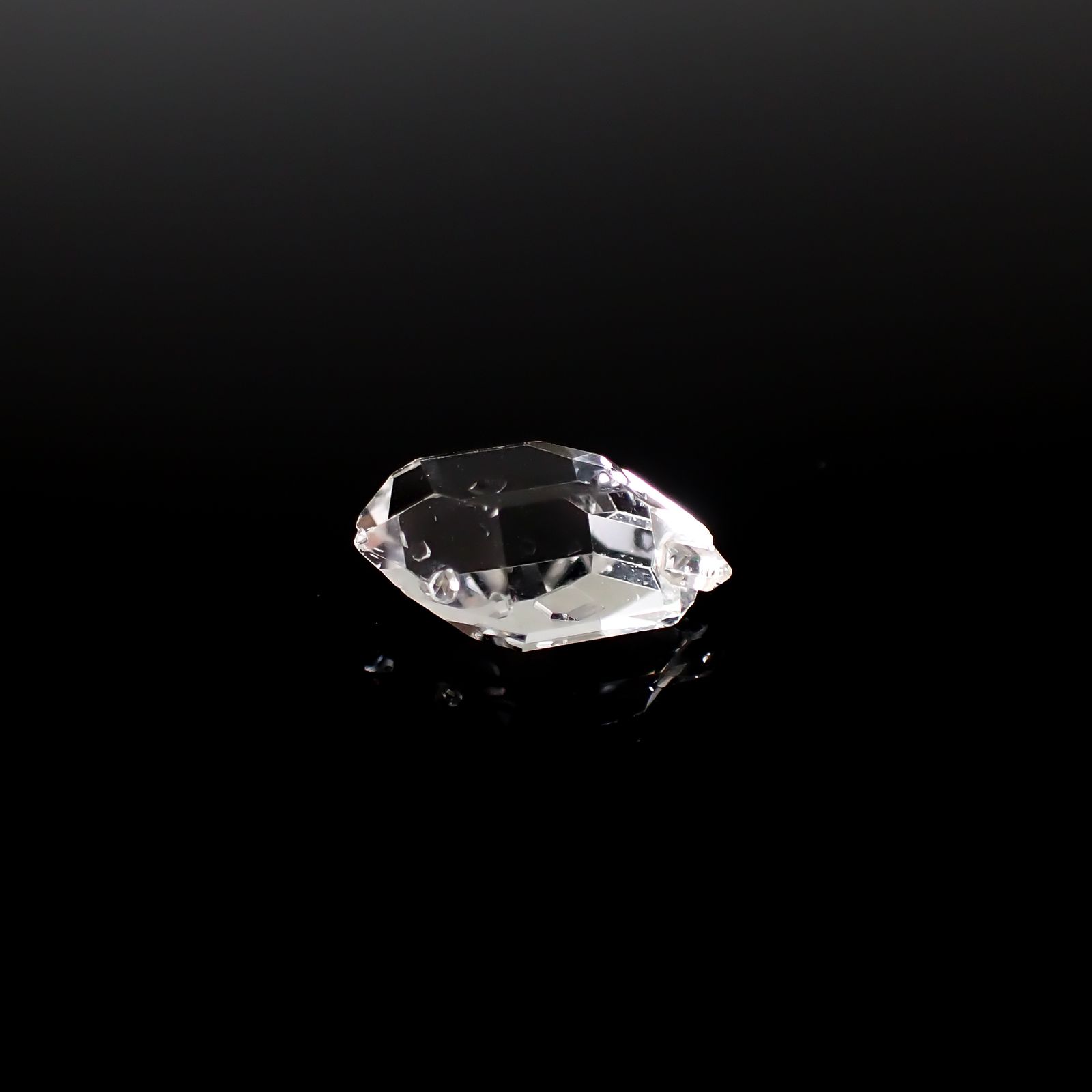 ハーキマーダイヤモンド 原石 アメリカ・ニューヨーク州産 2.80ct[240628452]12.5x7.4mm前後